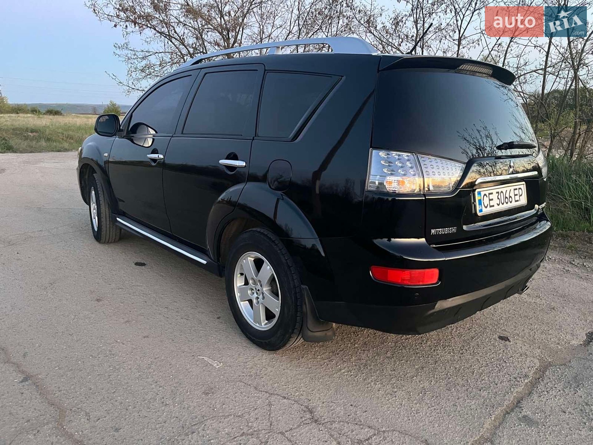 Mitsubishi Outlander XL 2010 VIN JMBXNCW4WAZ001693 фото оголошення 10 з 14