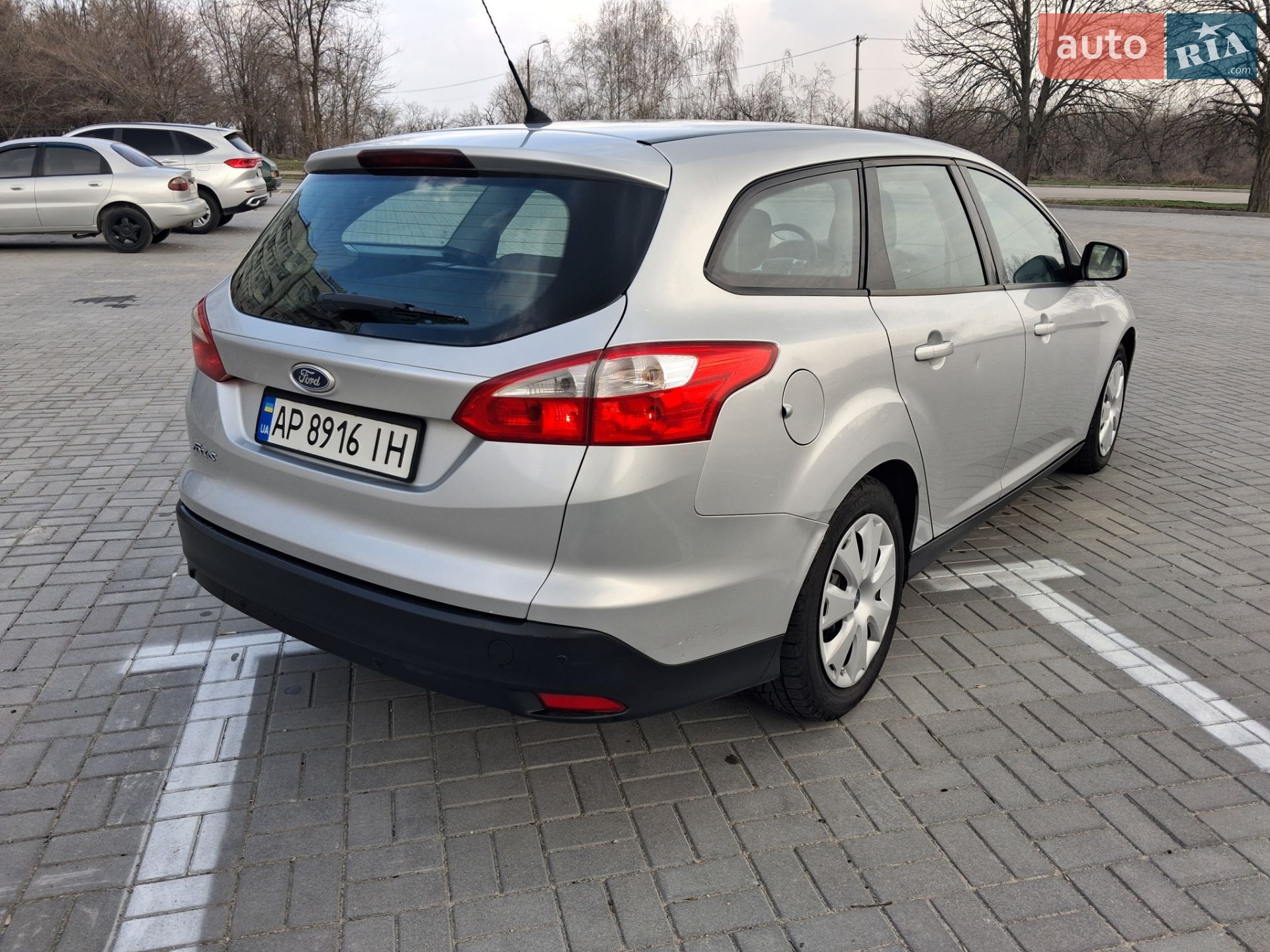 Ford Focus 2013 VIN WF0LXXGCBLDU70416 фото оголошення 7 з 16