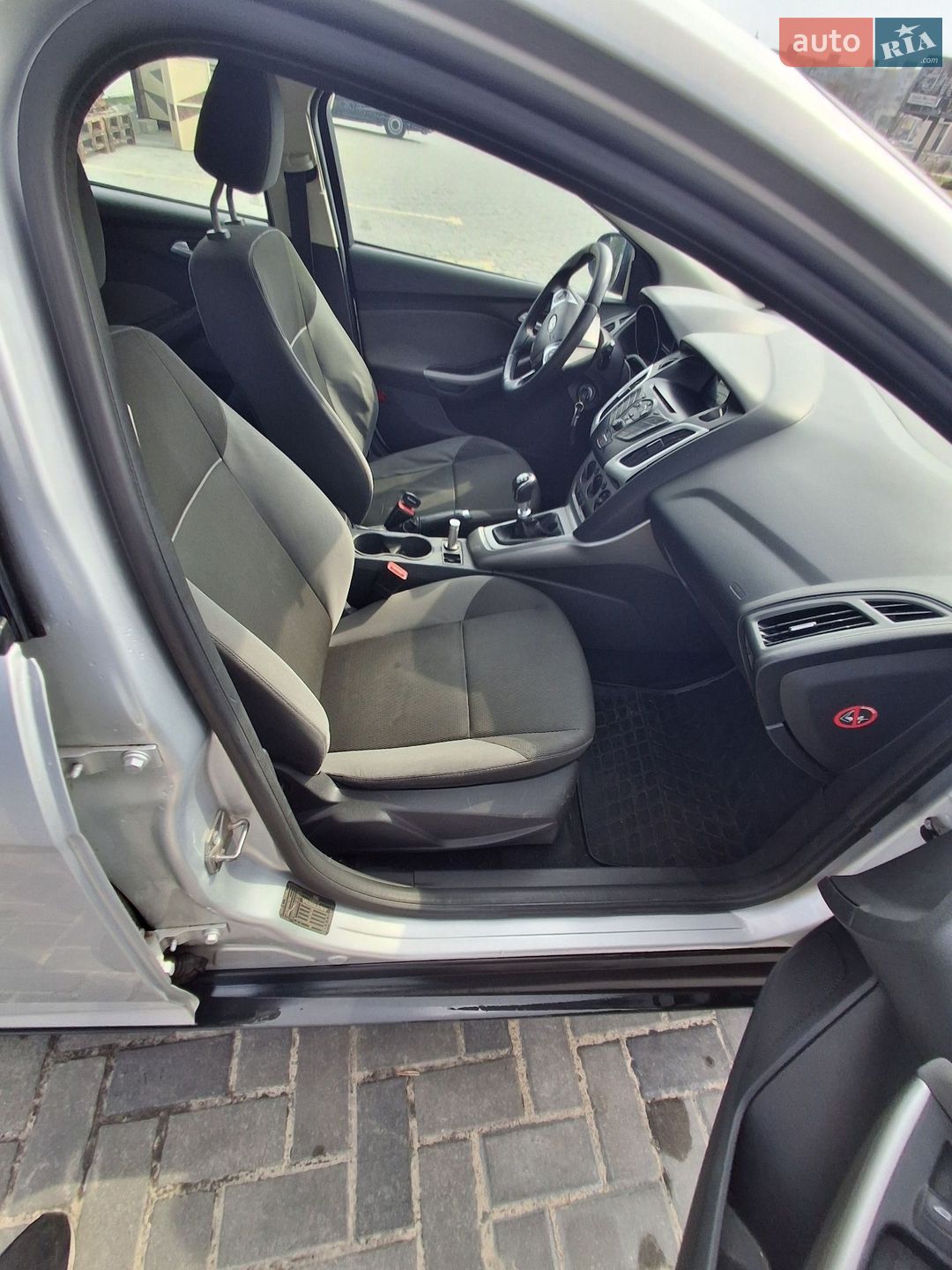 Ford Focus 2013 VIN WF0LXXGCBLDU70416 фото оголошення 12 з 16