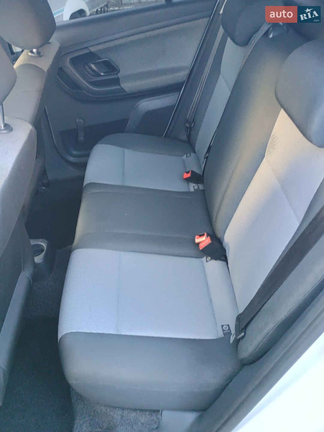 Skoda Fabia 2012 VIN TMBJC15J8DB501716 фото оголошення 18 з 20