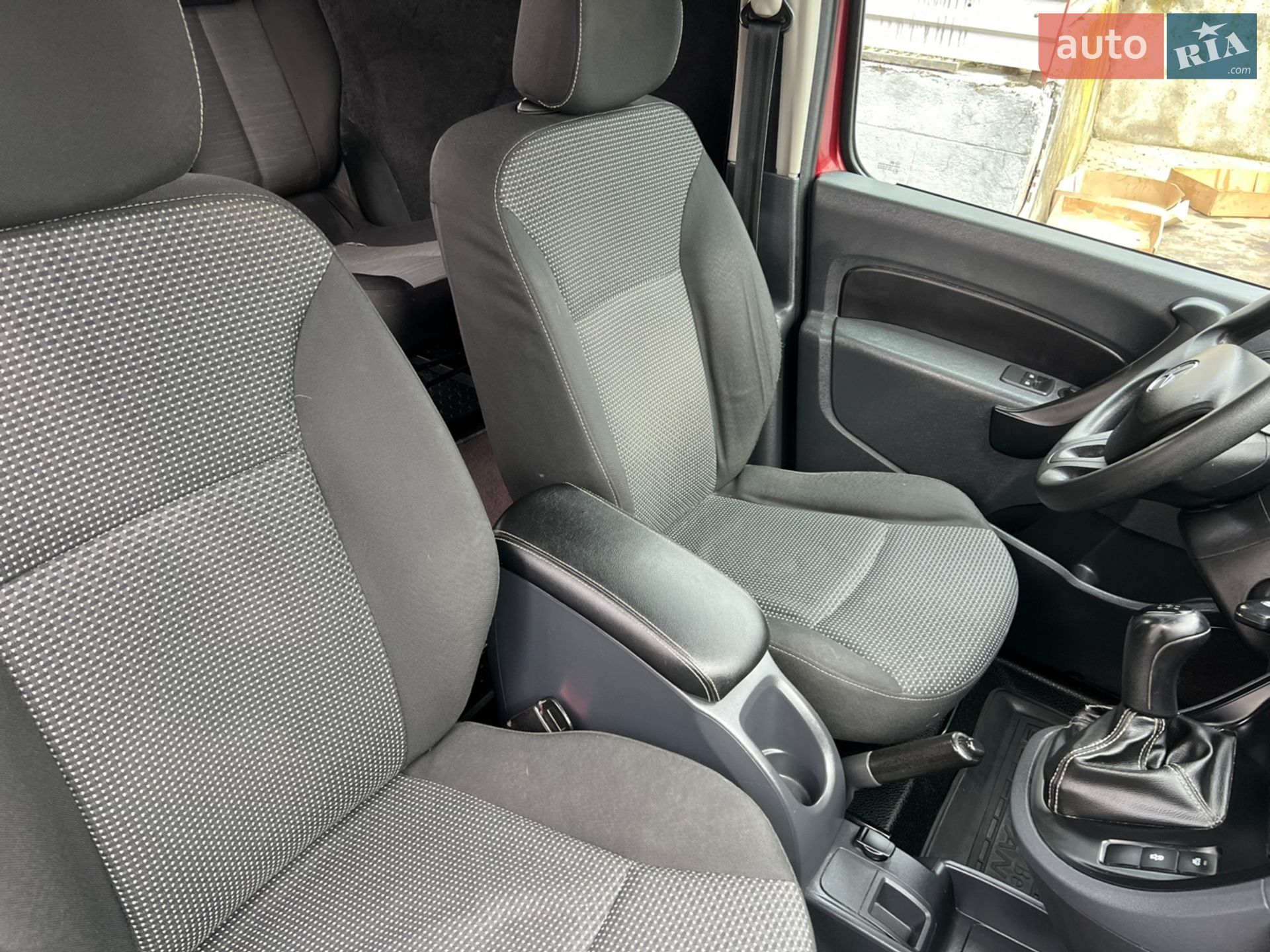 Mercedes-Benz Citan 2018 VIN WDF4156031U233742 фото оголошення 22 з 48