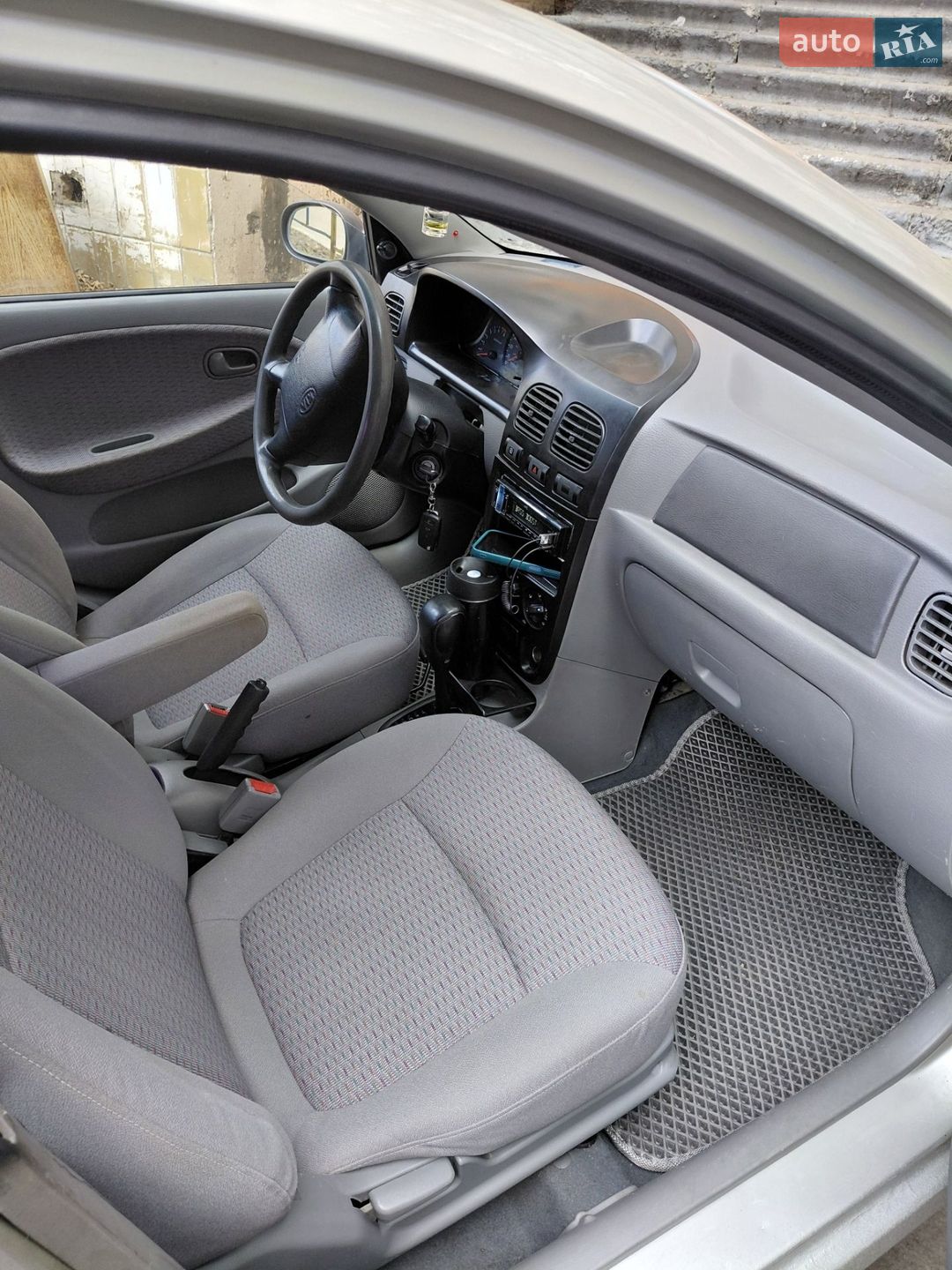 Kia Rio 2002 VIN KNADC123426167626 фото оголошення 9 з 12