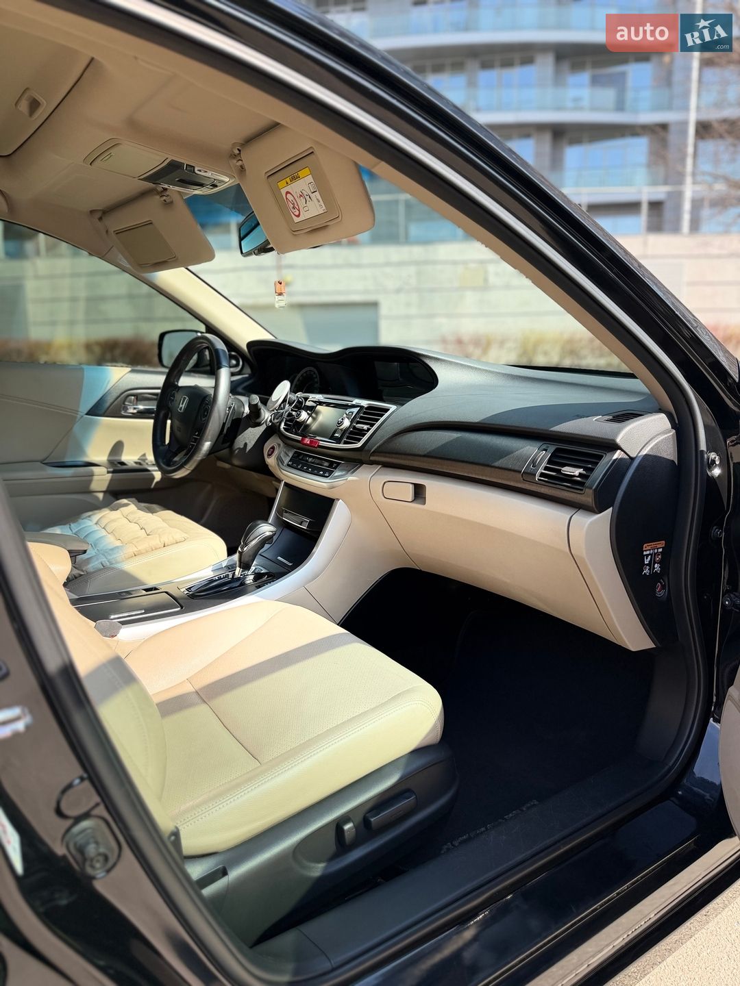 Honda Accord 2015 VIN LUCCR2660G3300047 фото оголошення 10 з 12