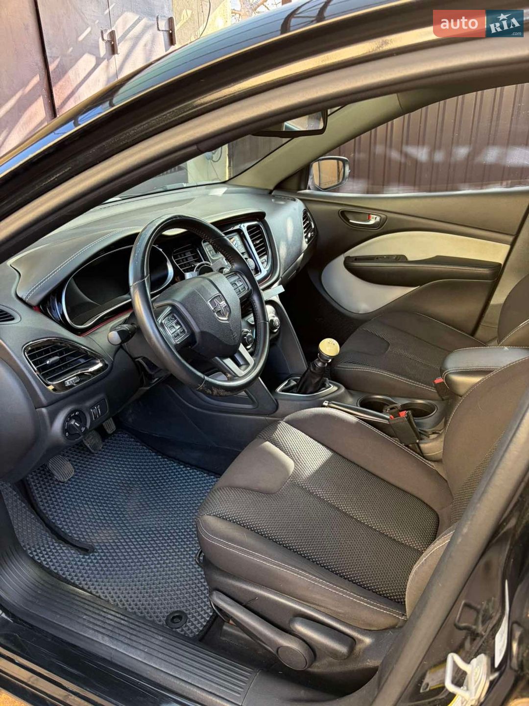 Dodge Dart 2014 VIN 1C3CDFBB3FD174587 фото оголошення 8 з 32