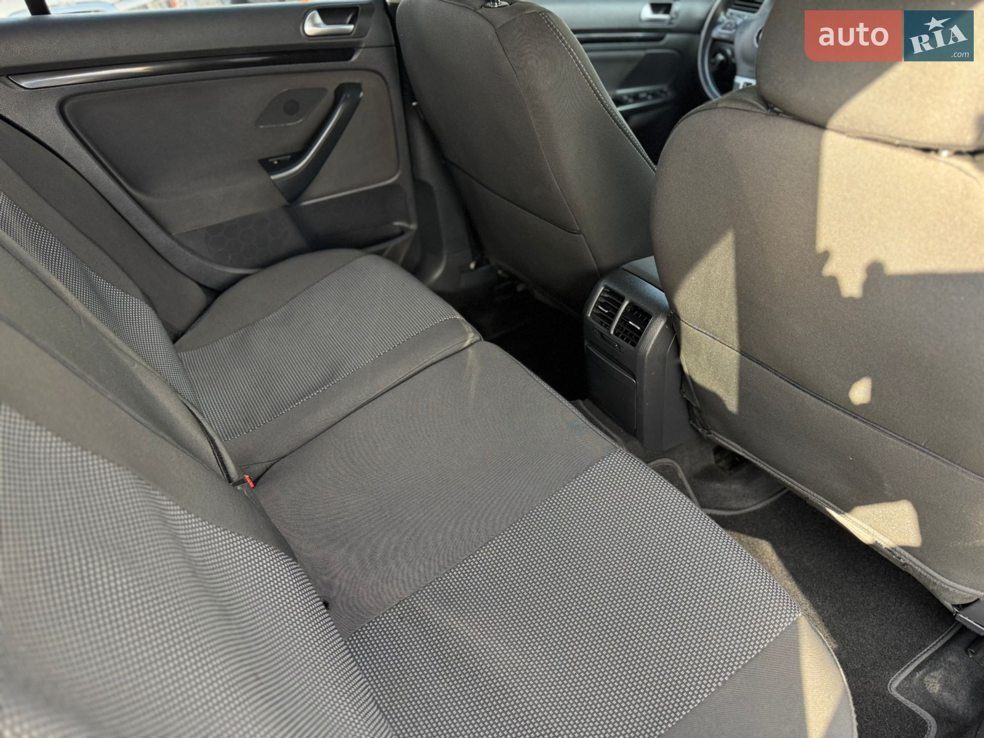 Volkswagen Golf 2013 VIN WVWZZZ1KZDM650791 фото оголошення 12 з 37