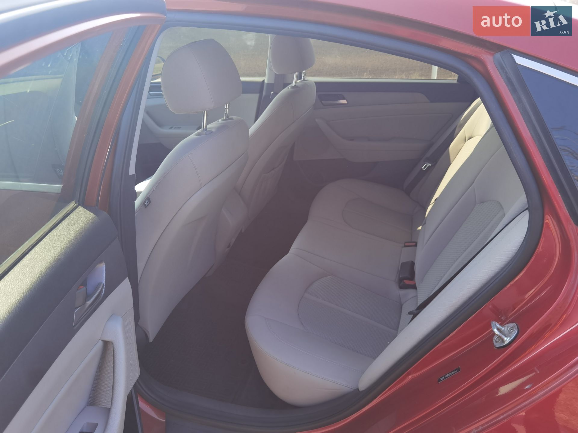 Hyundai Sonata 2017 VIN 5NPE34AF8JH596454 фото оголошення 15 з 20