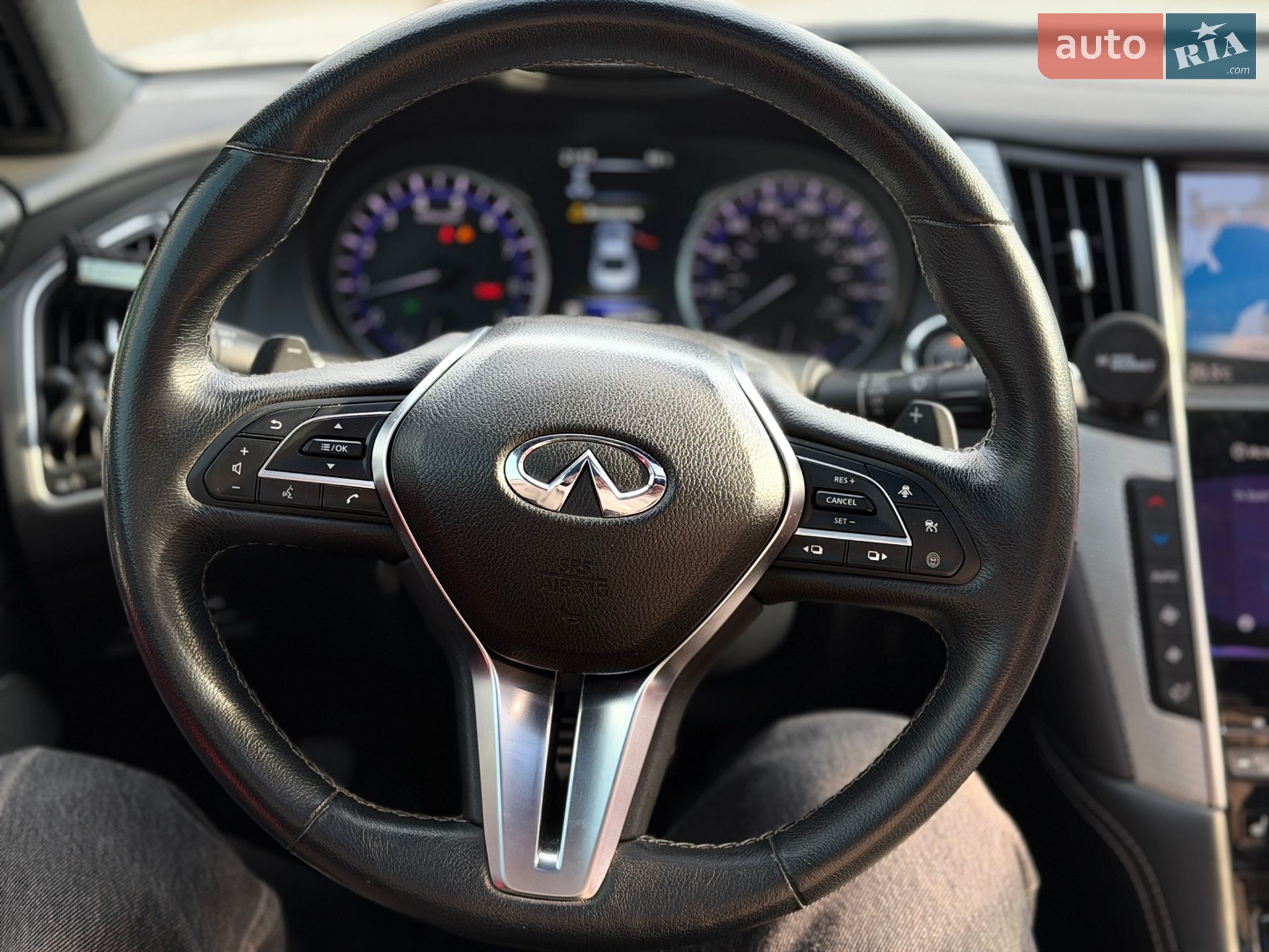 Infiniti Q60 2016 VIN JN1FV7ELXHM701739 фото оголошення 6 з 12