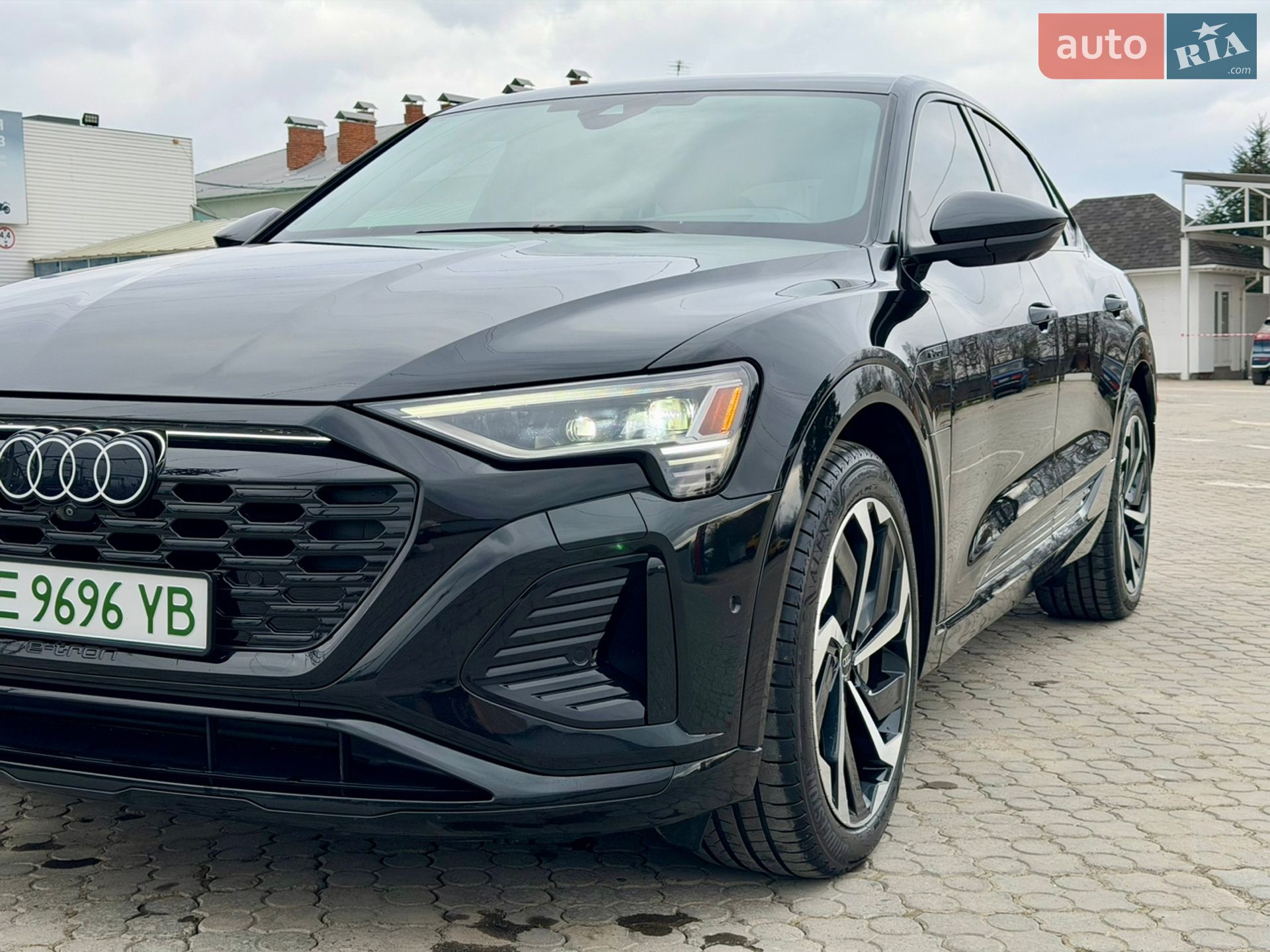 Audi Q8 Sportback e-tron 2023 VIN WA1DABGE2RB028521 фото оголошення 3 з 84
