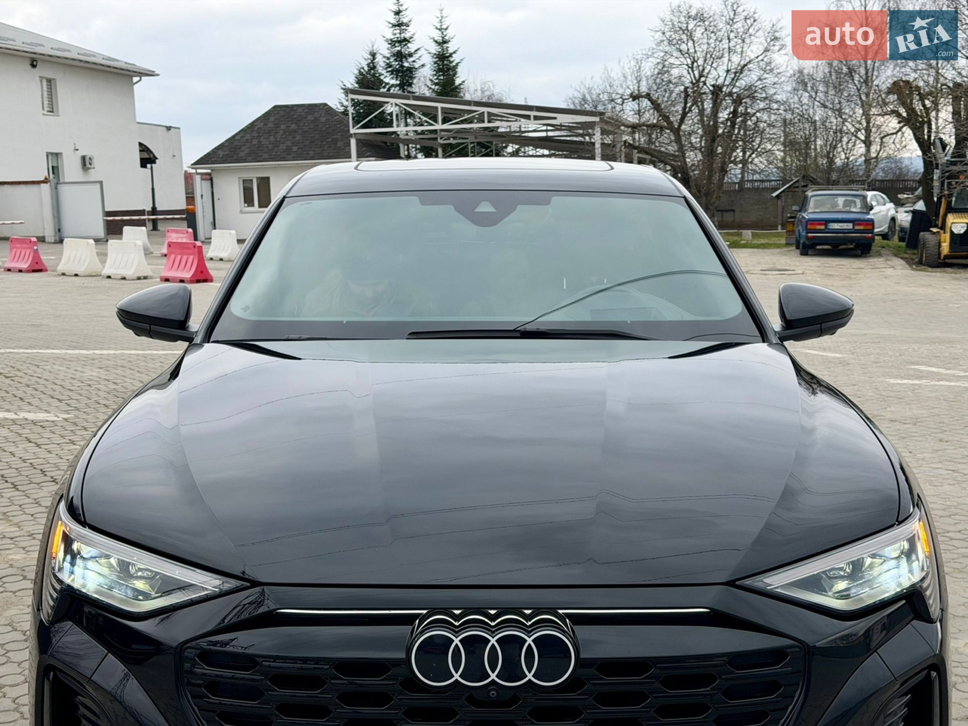 Audi Q8 Sportback e-tron 2023 VIN WA1DABGE2RB028521 фото оголошення 5 з 84