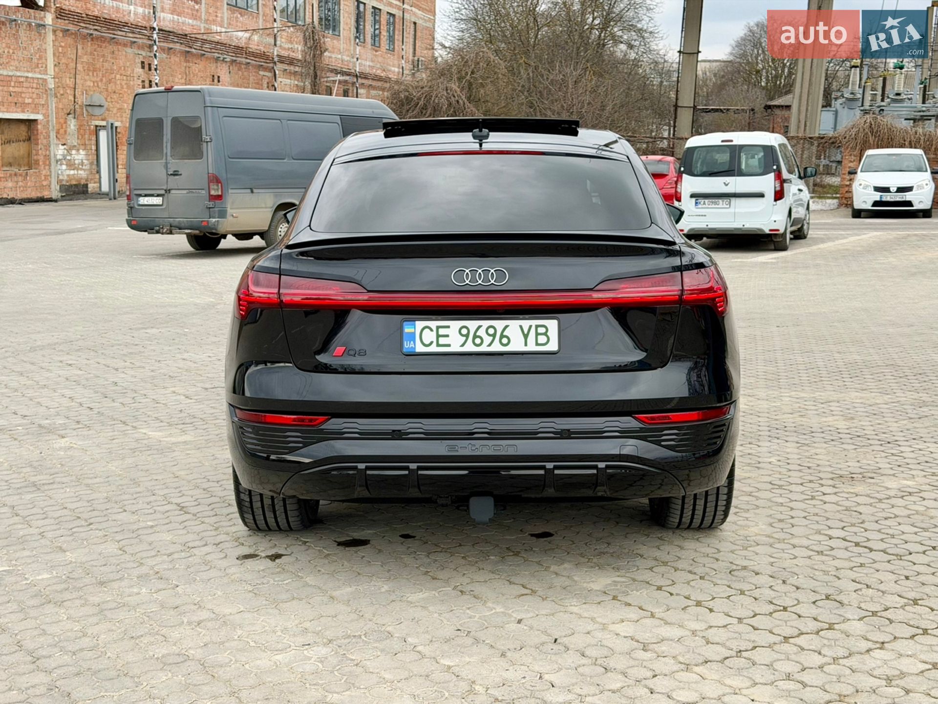 Audi Q8 Sportback e-tron 2023 VIN WA1DABGE2RB028521 фото оголошення 16 з 84