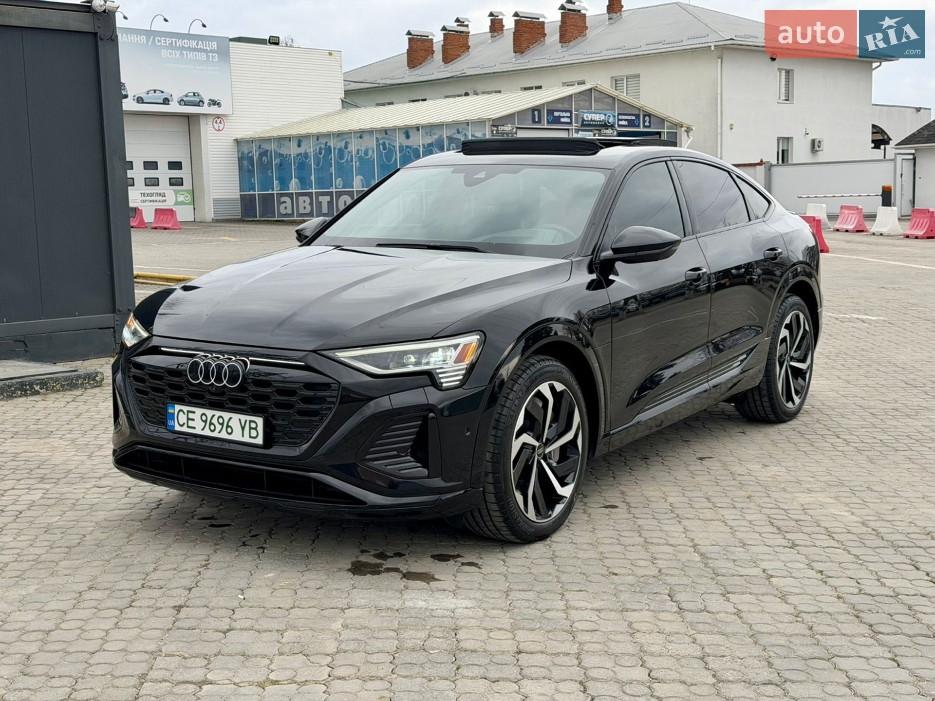Audi Q8 Sportback e-tron 2023 VIN WA1DABGE2RB028521 фото оголошення 20 з 84