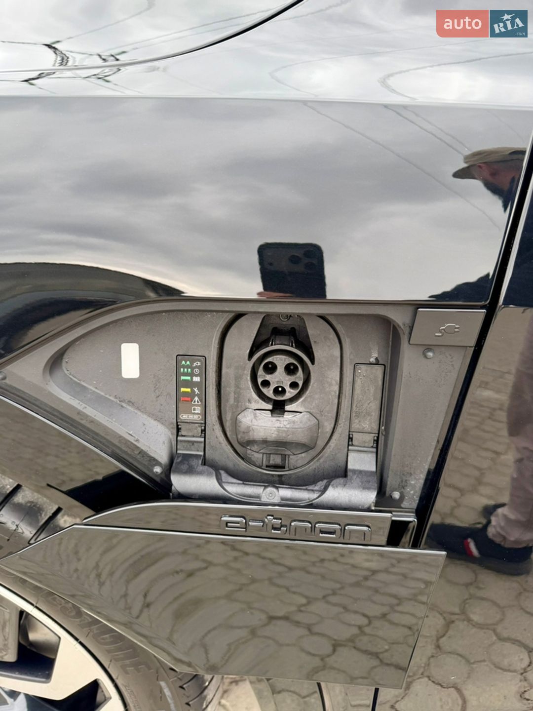 Audi Q8 Sportback e-tron 2023 VIN WA1DABGE2RB028521 фото оголошення 35 з 84