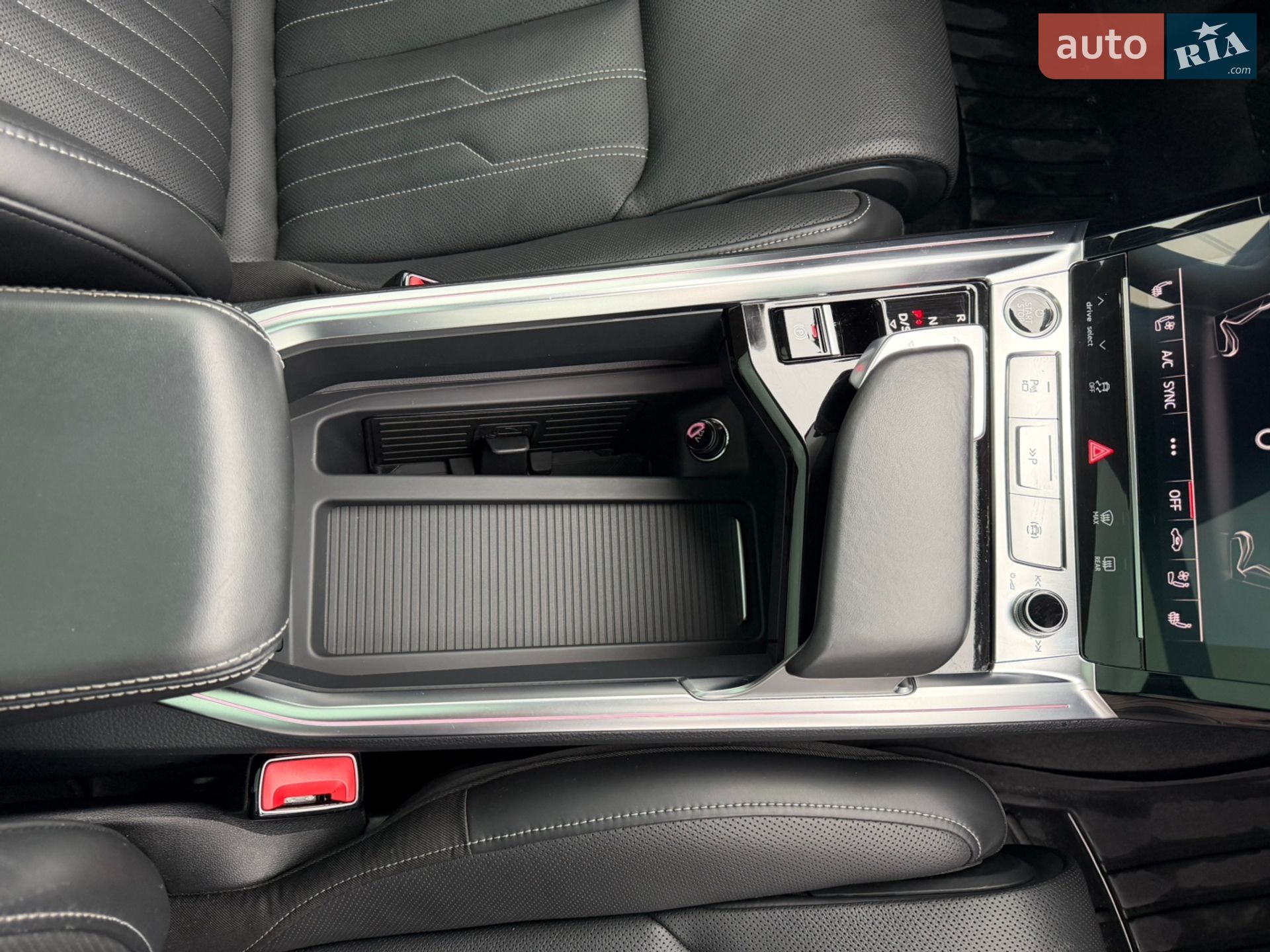 Audi Q8 Sportback e-tron 2023 VIN WA1DABGE2RB028521 фото оголошення 37 з 84