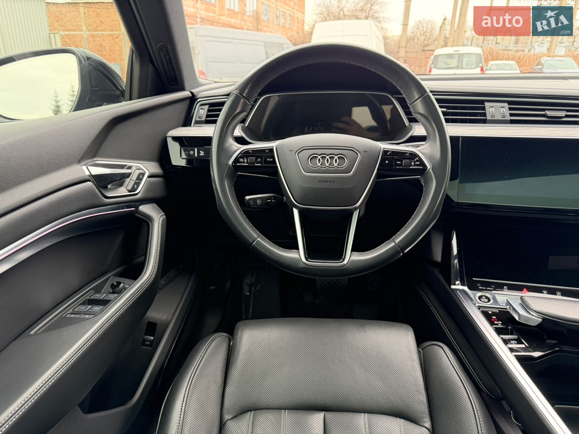 Audi Q8 Sportback e-tron 2023 VIN WA1DABGE2RB028521 фото оголошення 41 з 84