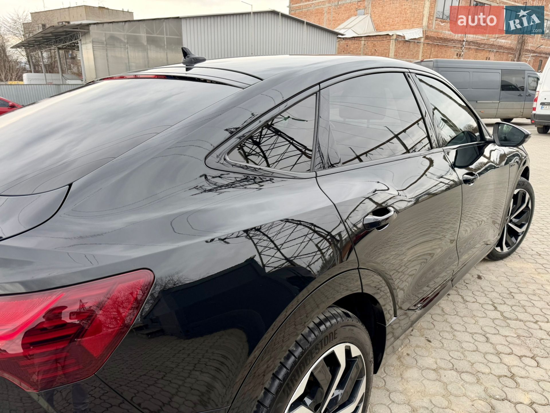 Audi Q8 Sportback e-tron 2023 VIN WA1DABGE2RB028521 фото оголошення 59 з 84