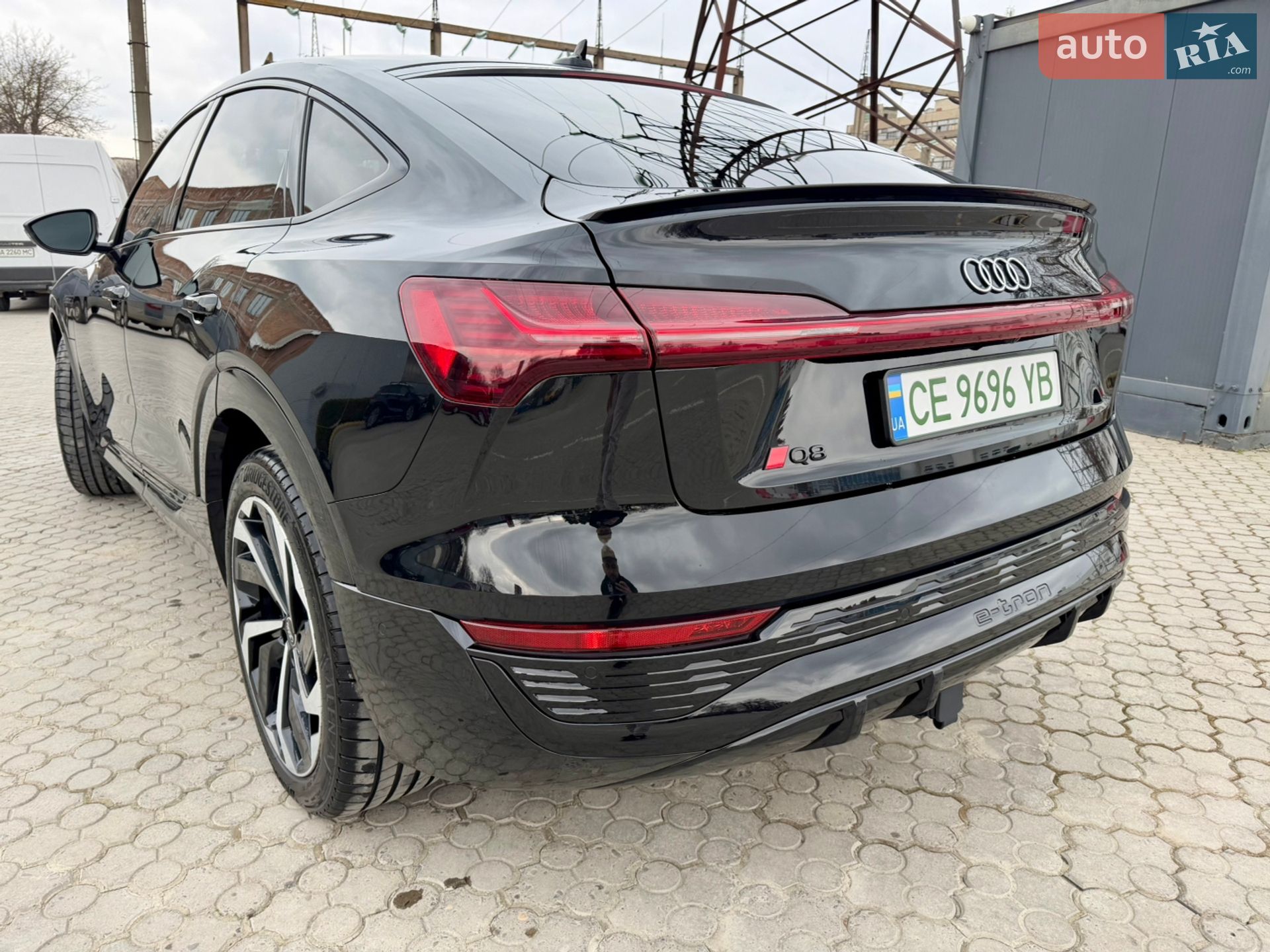 Audi Q8 Sportback e-tron 2023 VIN WA1DABGE2RB028521 фото оголошення 61 з 84