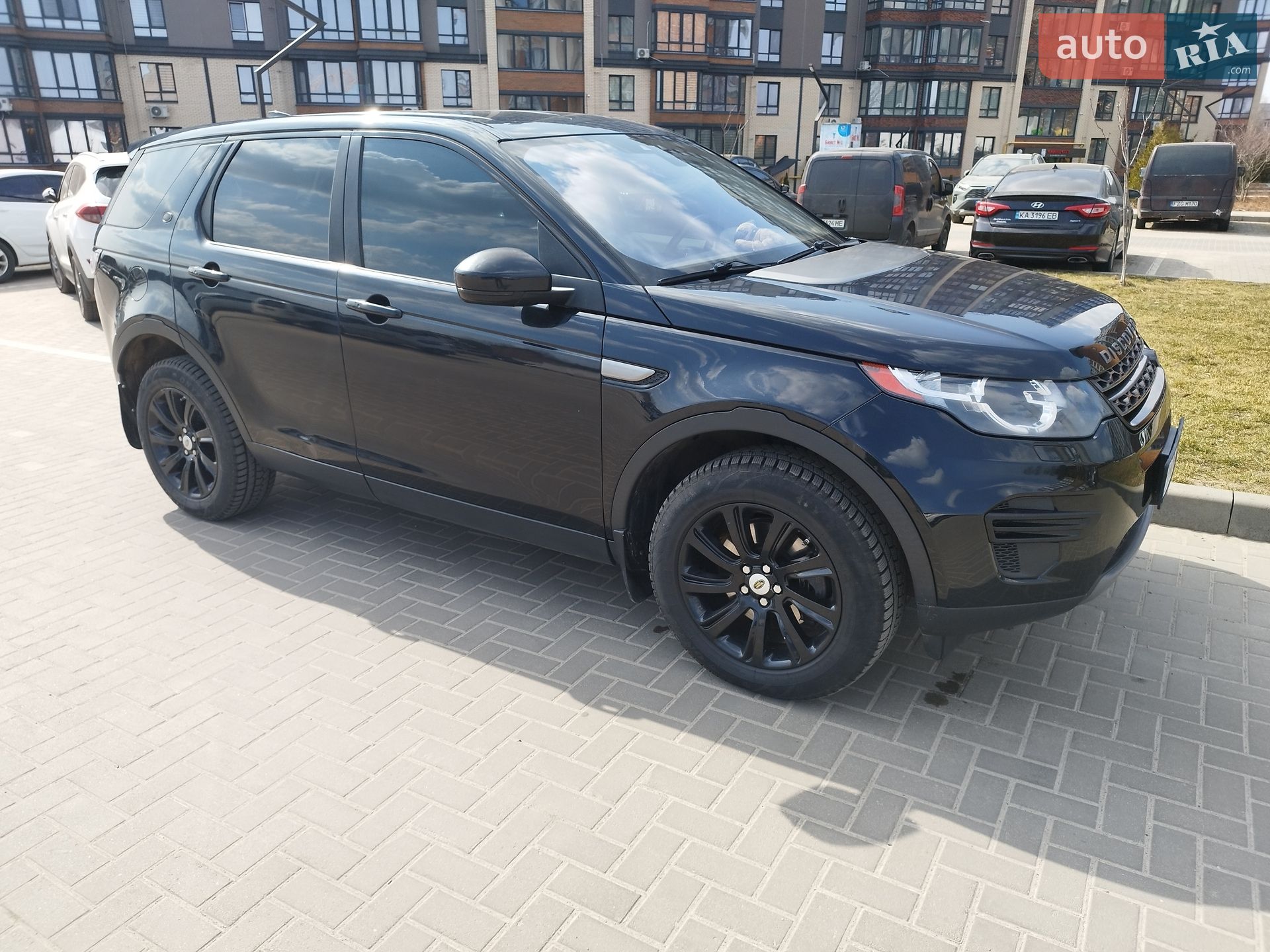LAND ROVER Land Rover Discovery 2016 VIN SALCP2BG9HH639241 фото оголошення 2 з 39