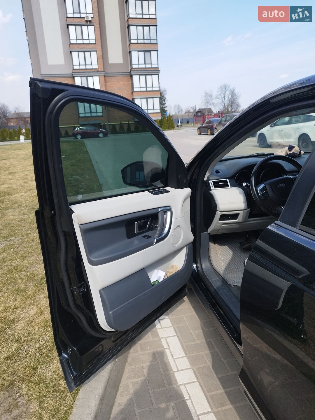 LAND ROVER Land Rover Discovery 2016 VIN SALCP2BG9HH639241 фото оголошення 35 з 39