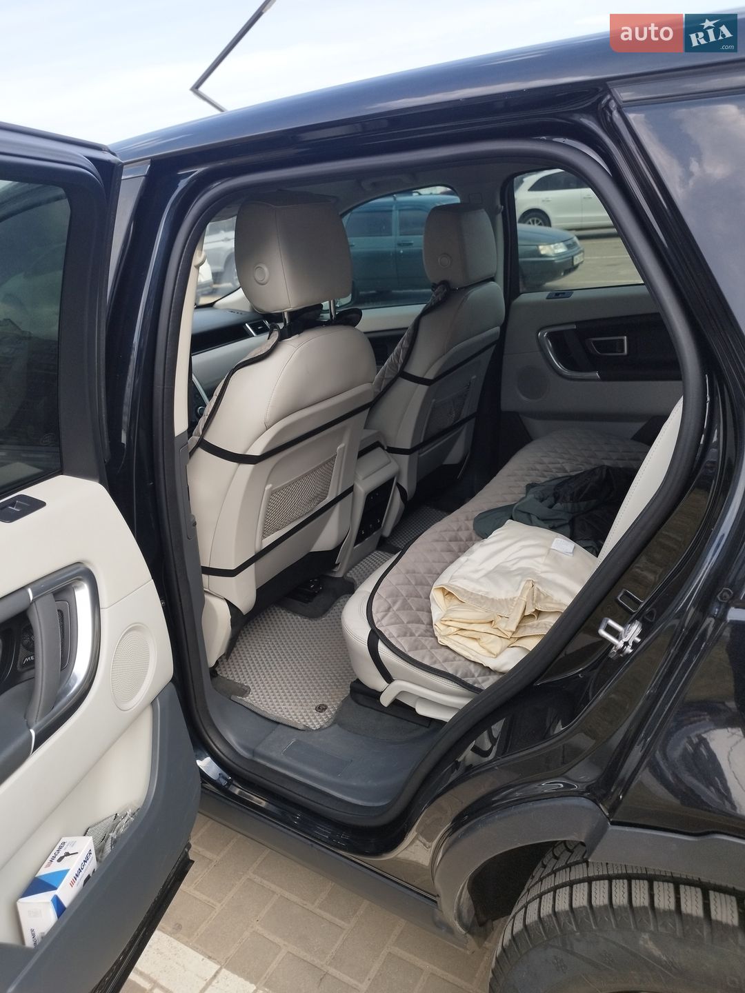 LAND ROVER Land Rover Discovery 2016 VIN SALCP2BG9HH639241 фото оголошення 36 з 39