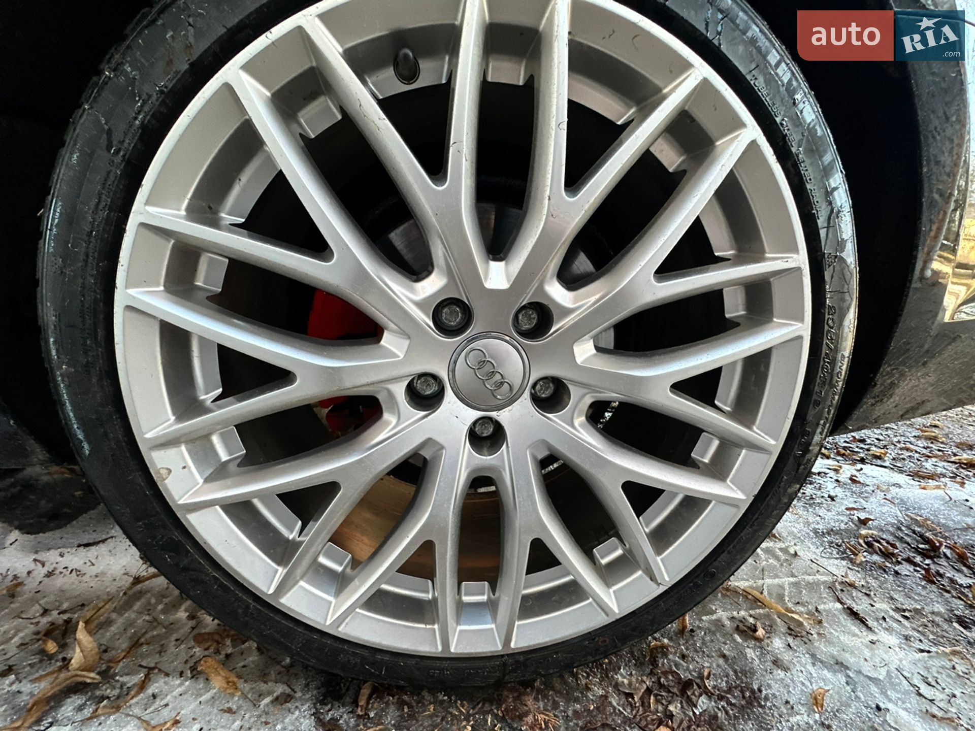 Audi A4 2018 VIN WAUGMAF47KN005332 фото оголошення 25 з 67