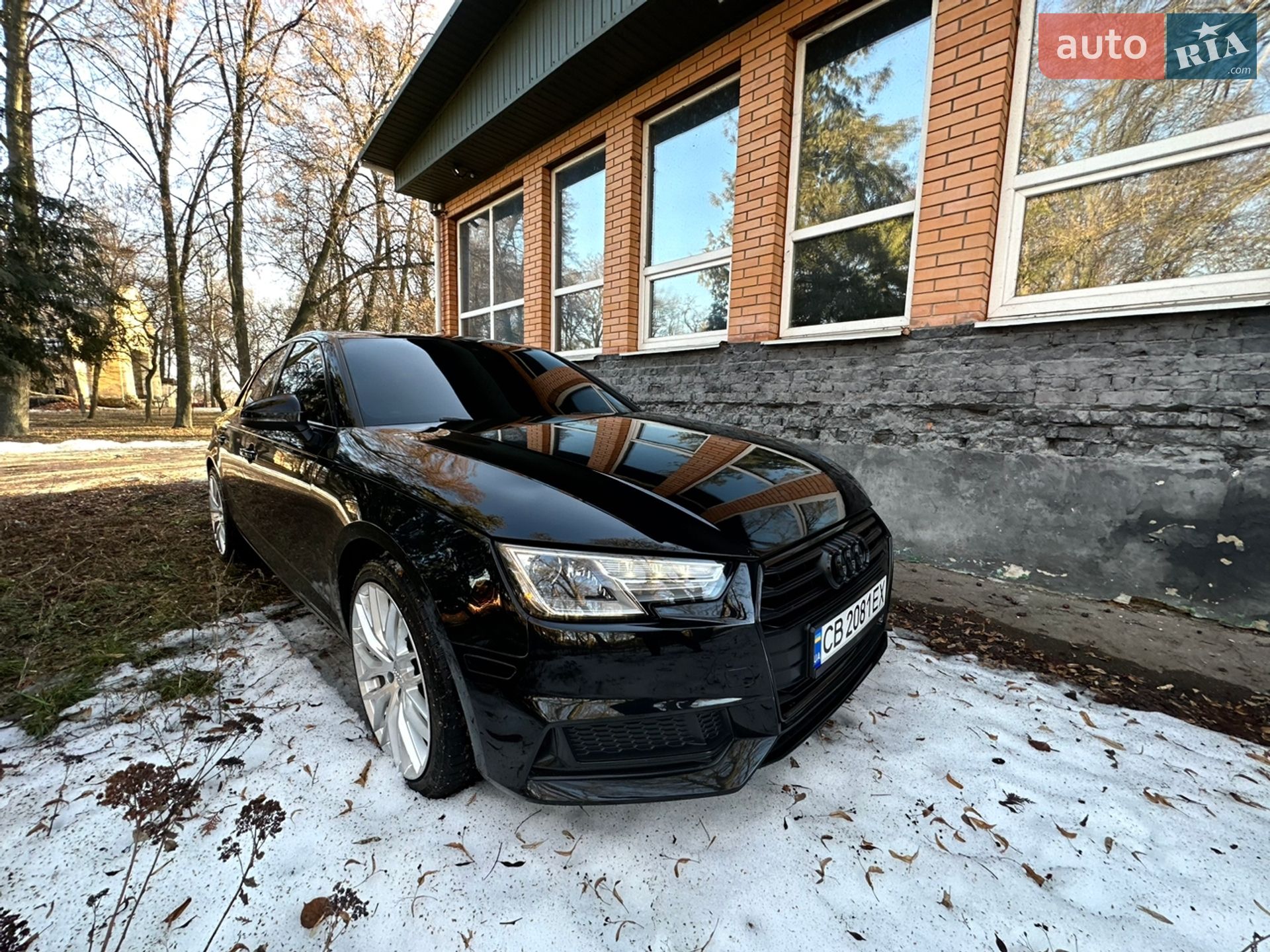 Audi A4 2018 VIN WAUGMAF47KN005332 фото оголошення 31 з 67