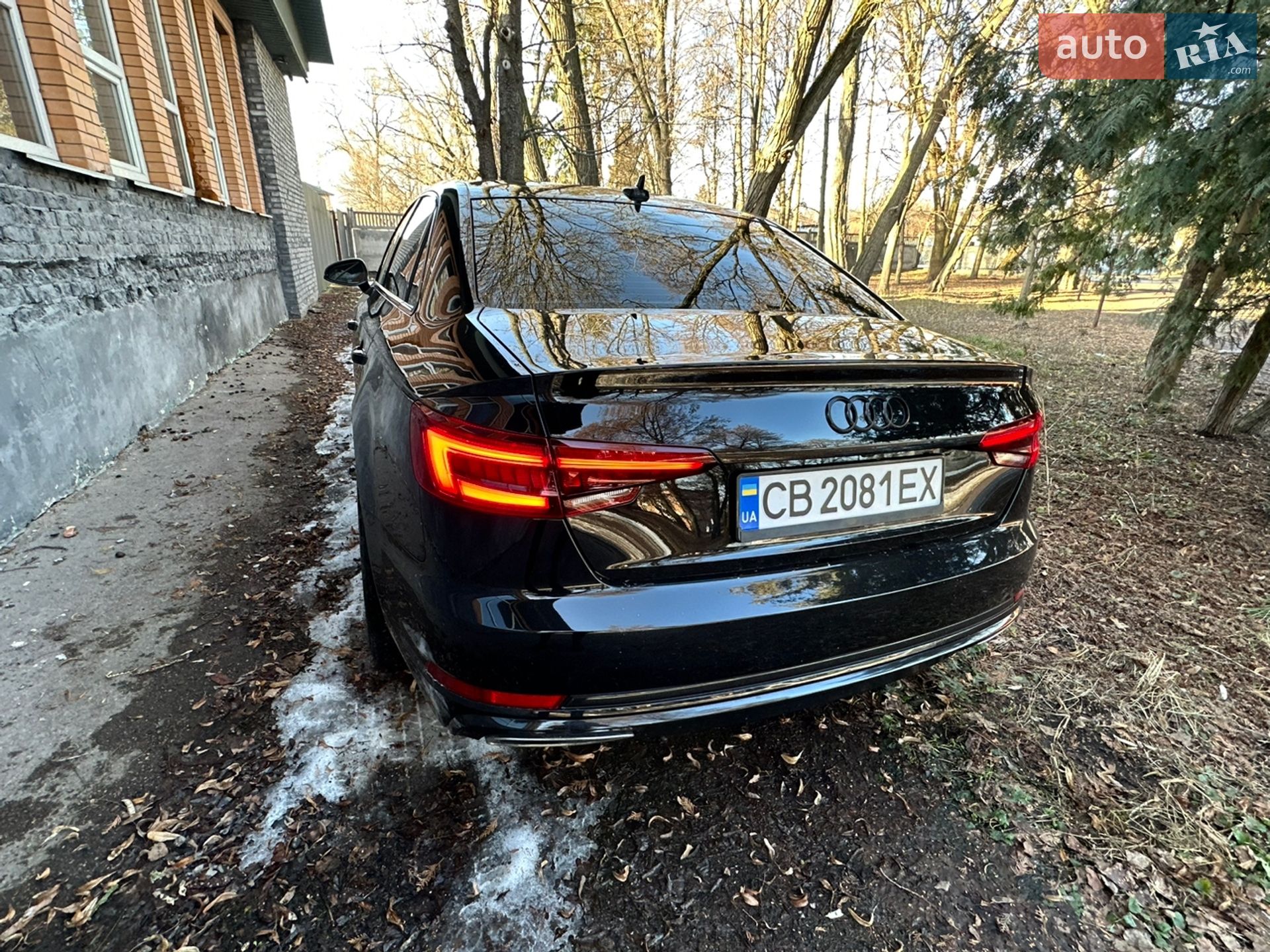 Audi A4 2018 VIN WAUGMAF47KN005332 фото оголошення 36 з 67