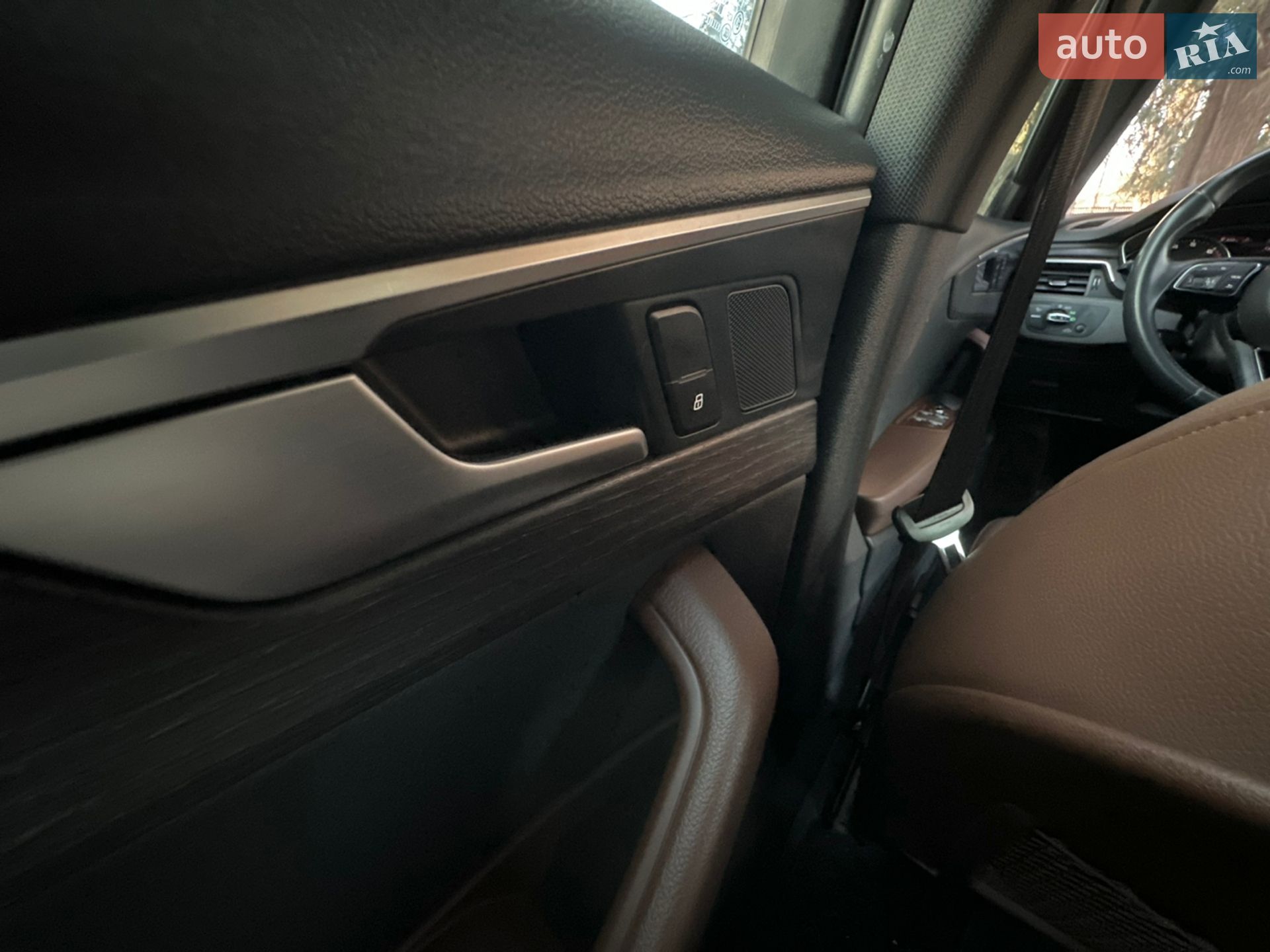 Audi A4 2018 VIN WAUGMAF47KN005332 фото оголошення 50 з 67