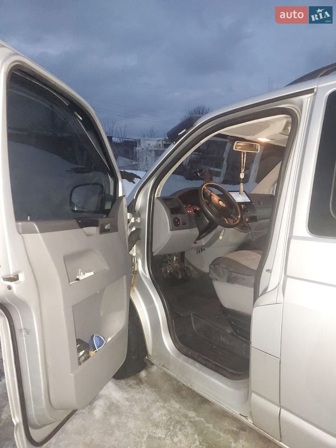 Volkswagen Caravelle 2008 VIN WV2ZZZ7HZ9H058253 фото оголошення 7 з 10