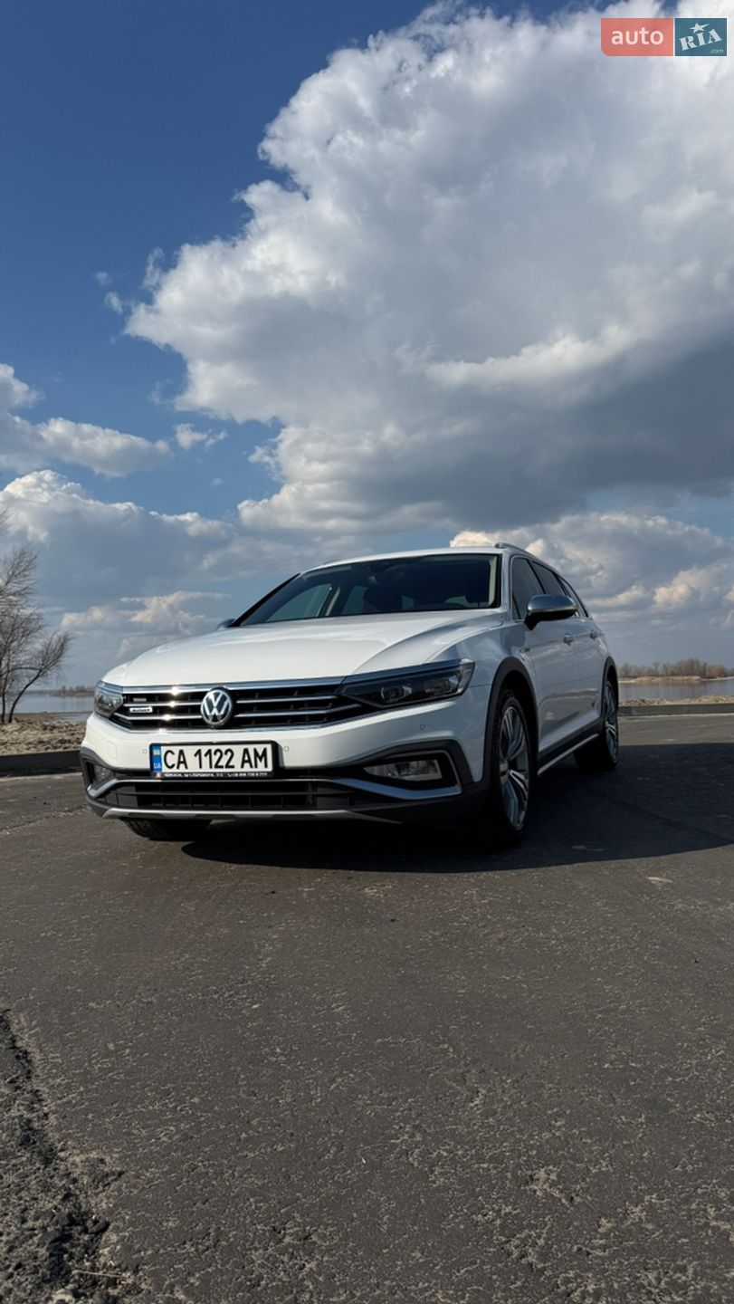 Volkswagen Passat Alltrack 2020 VIN WVWZZZ3CZLE100505 фото оголошення 2 з 13