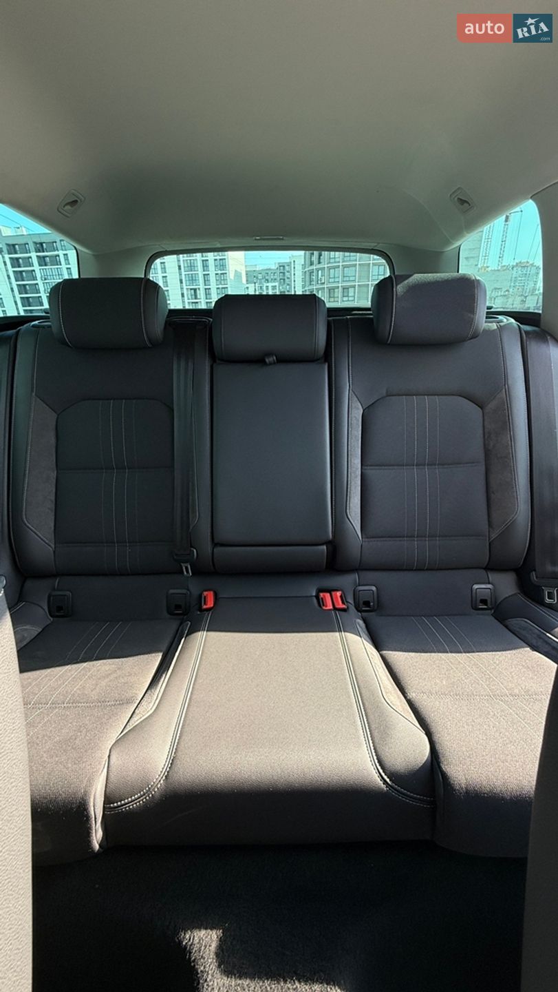 Volkswagen Passat Alltrack 2020 VIN WVWZZZ3CZLE100505 фото оголошення 9 з 13