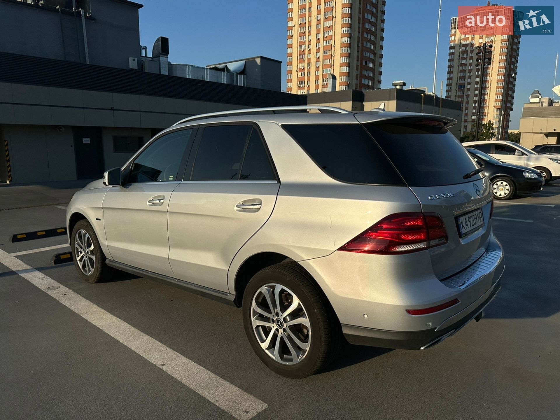 Mercedes-Benz GLE-Class 2018 VIN 4JGDA6DB1JB098342 фото оголошення 31 з 68