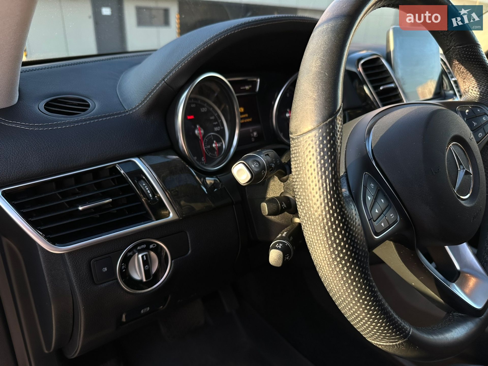 Mercedes-Benz GLE-Class 2018 VIN 4JGDA6DB1JB098342 фото оголошення 48 з 68