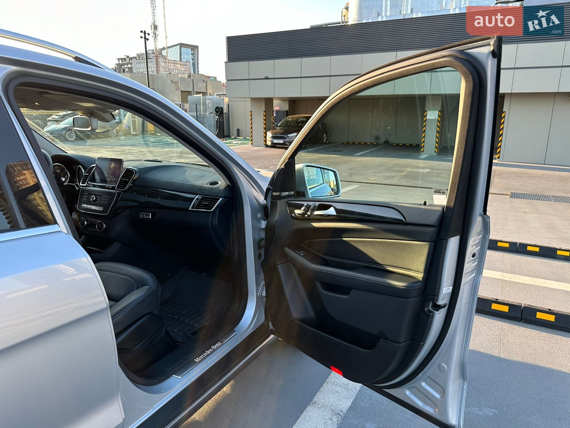 Mercedes-Benz GLE-Class 2018 VIN 4JGDA6DB1JB098342 фото оголошення 59 з 68
