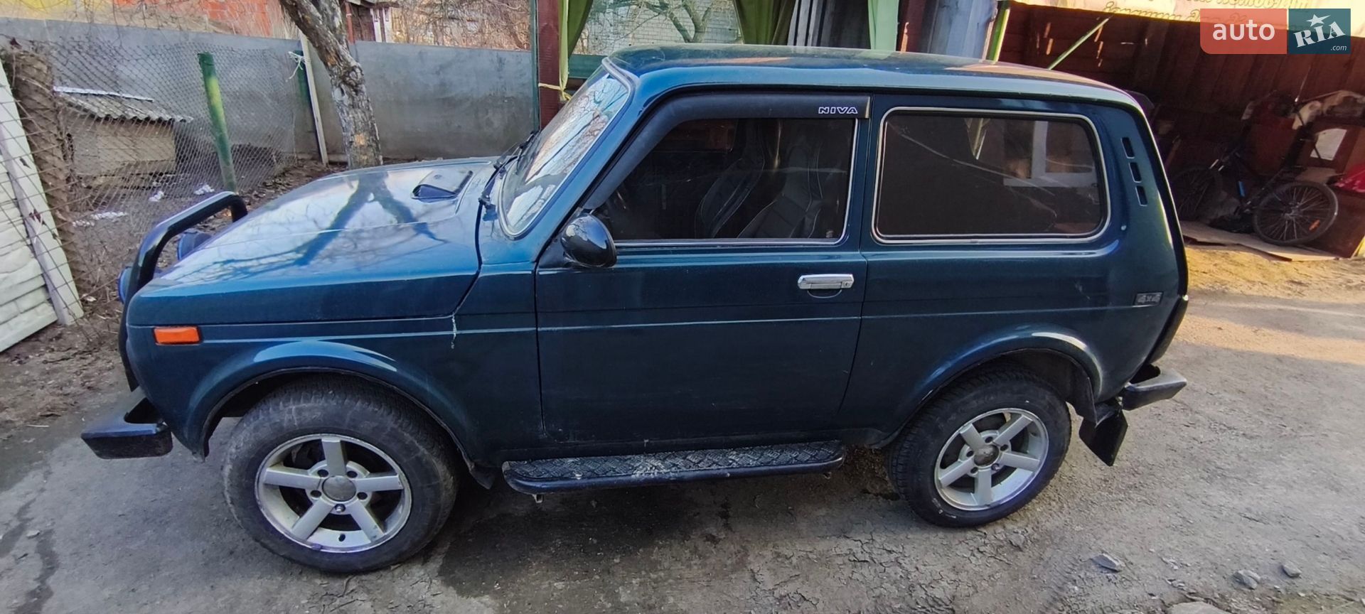 ВАЗ / Lada 21214 / 4x4 2005 VIN Y6L2121405L004172 фото оголошення 2 з 9