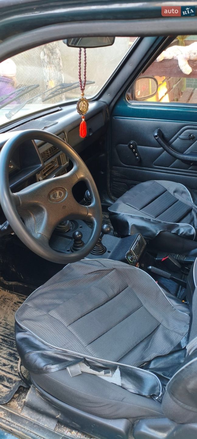 ВАЗ / Lada 21214 / 4x4 2005 VIN Y6L2121405L004172 фото оголошення 5 з 9