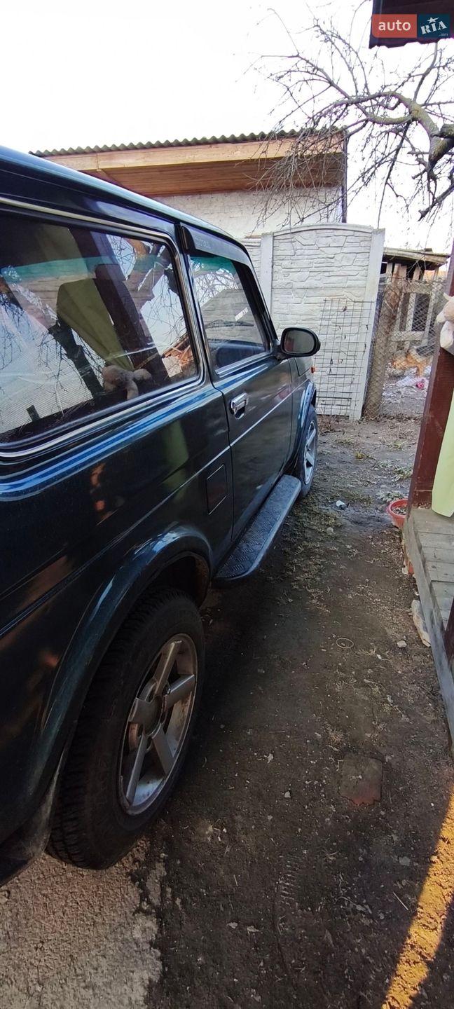 ВАЗ / Lada 21214 / 4x4 2005 VIN Y6L2121405L004172 фото оголошення 4 з 9