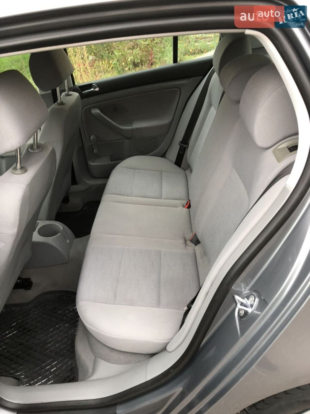 Volkswagen Golf 2005 VIN WVWZZZ1KZ5P096172 фото оголошення 7 з 10