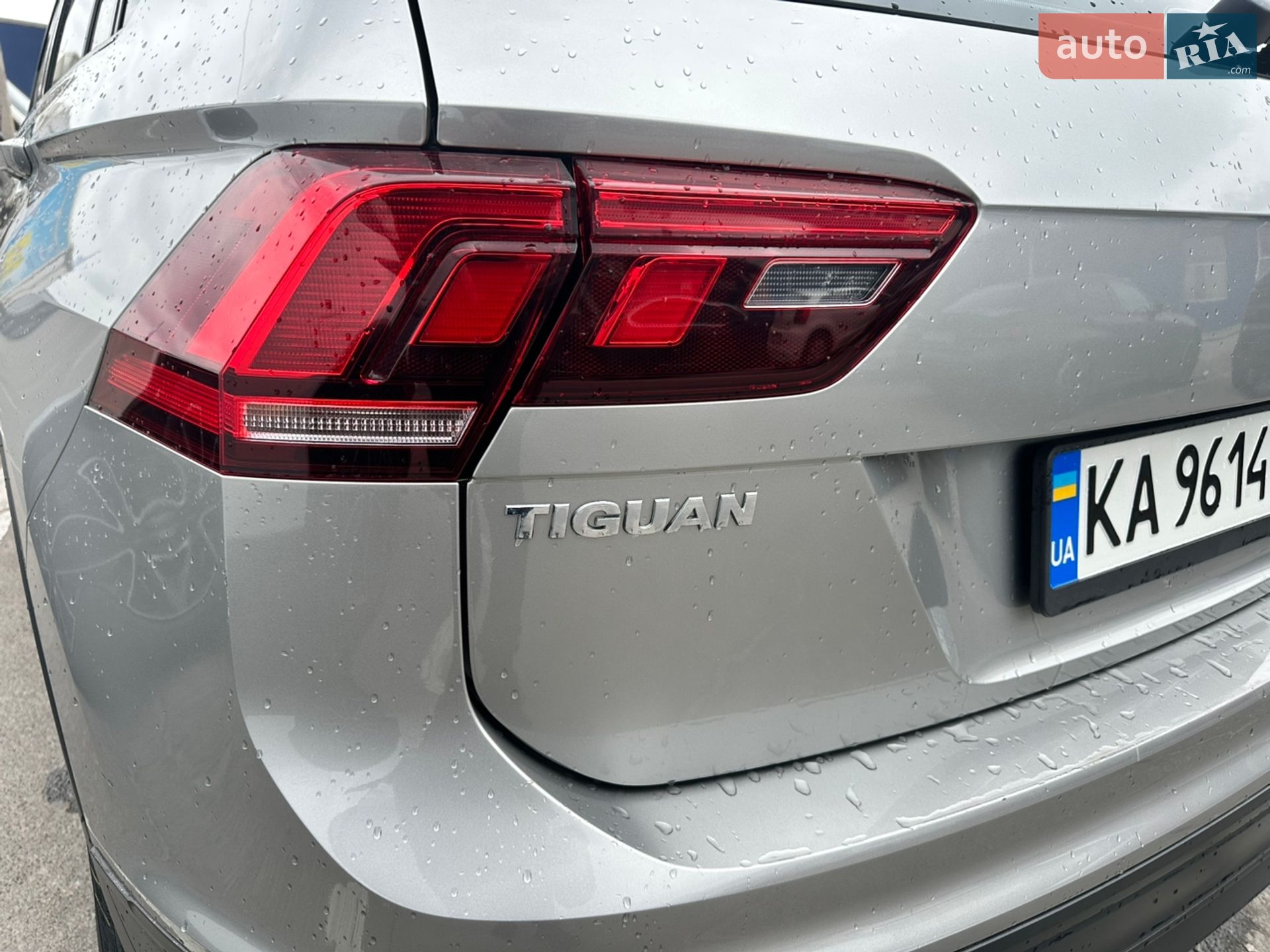 Volkswagen Tiguan 2017 VIN WVGZZZ5NZJW836824 фото оголошення 11 з 18