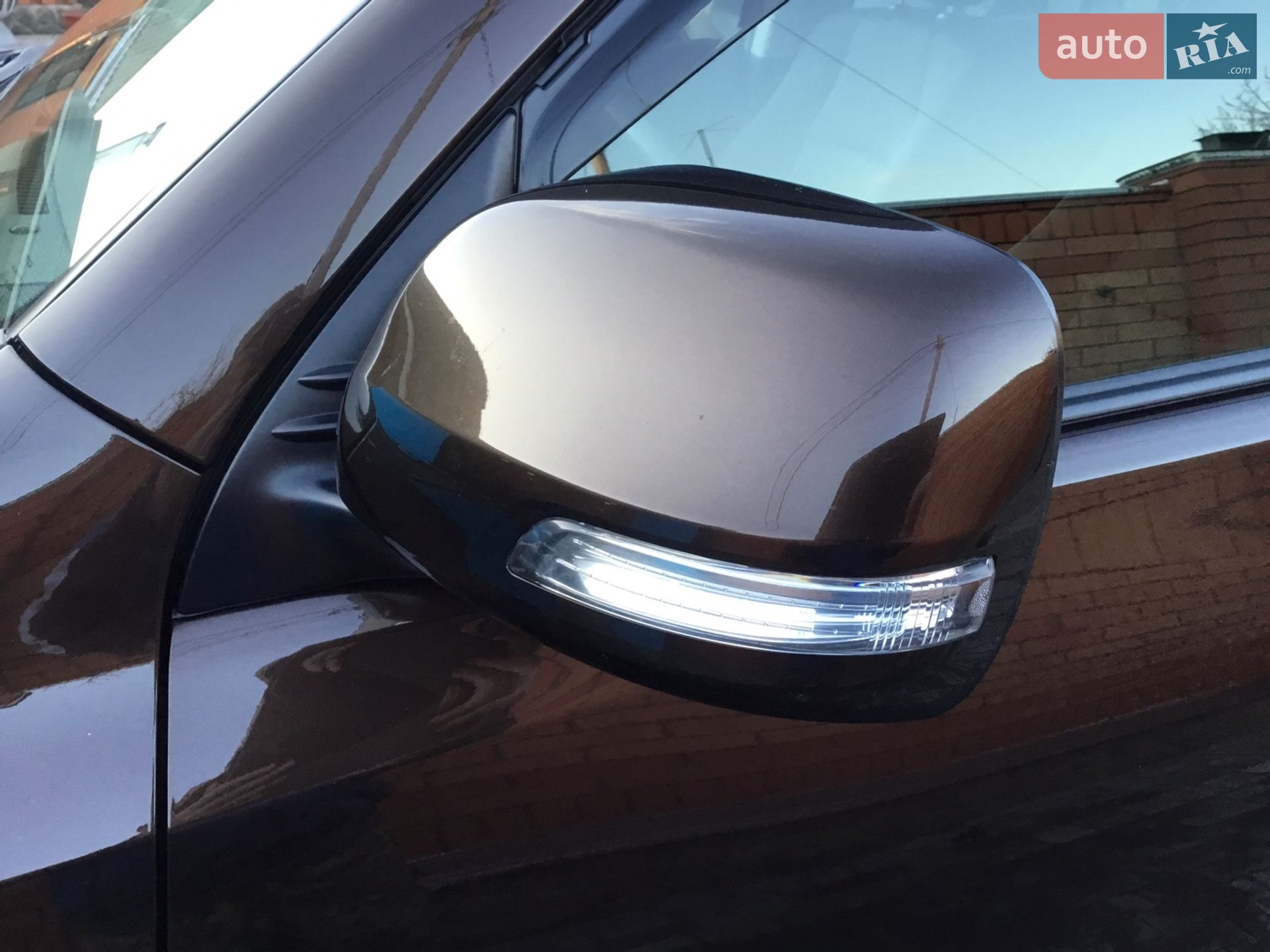 Toyota Land Cruiser Prado 2019 VIN JTEBR3FJX0K128441 фото оголошення 4 з 37