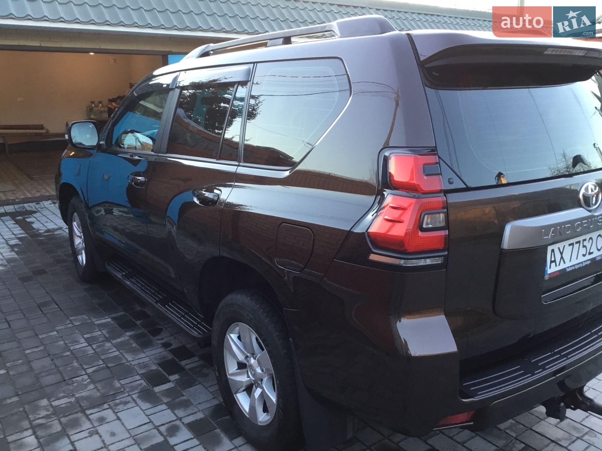 Toyota Land Cruiser Prado 2019 VIN JTEBR3FJX0K128441 фото оголошення 10 з 37