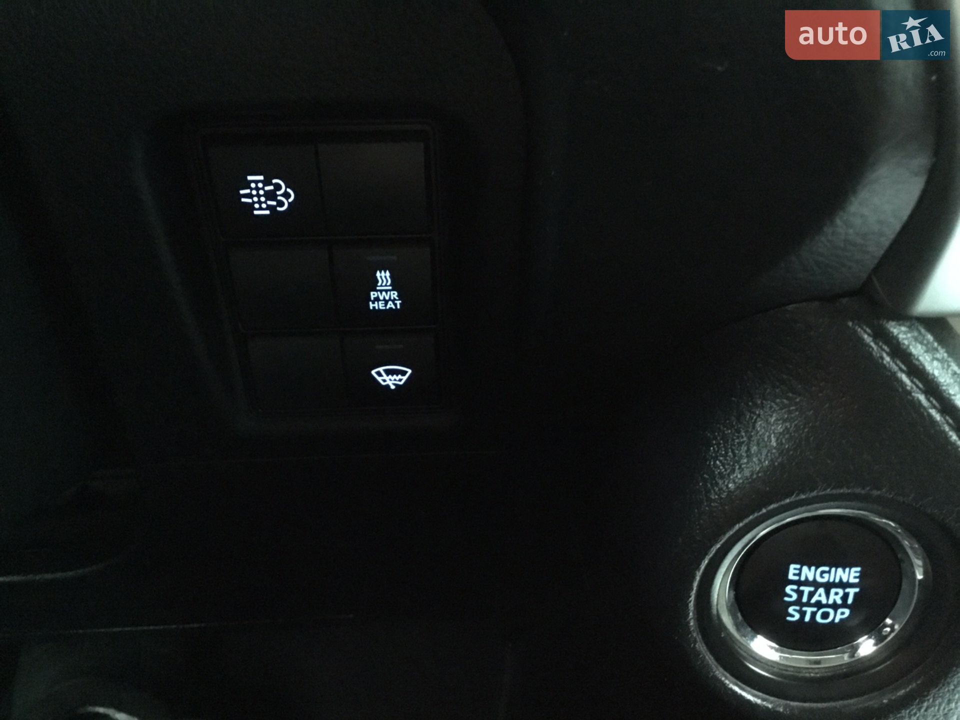 Toyota Land Cruiser Prado 2019 VIN JTEBR3FJX0K128441 фото оголошення 19 з 37