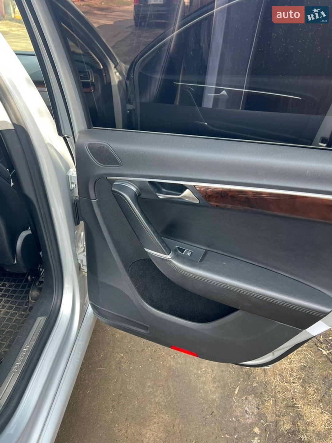 Volkswagen Passat 2013 VIN WVWZZZ3CZEP005475 фото оголошення 32 з 49