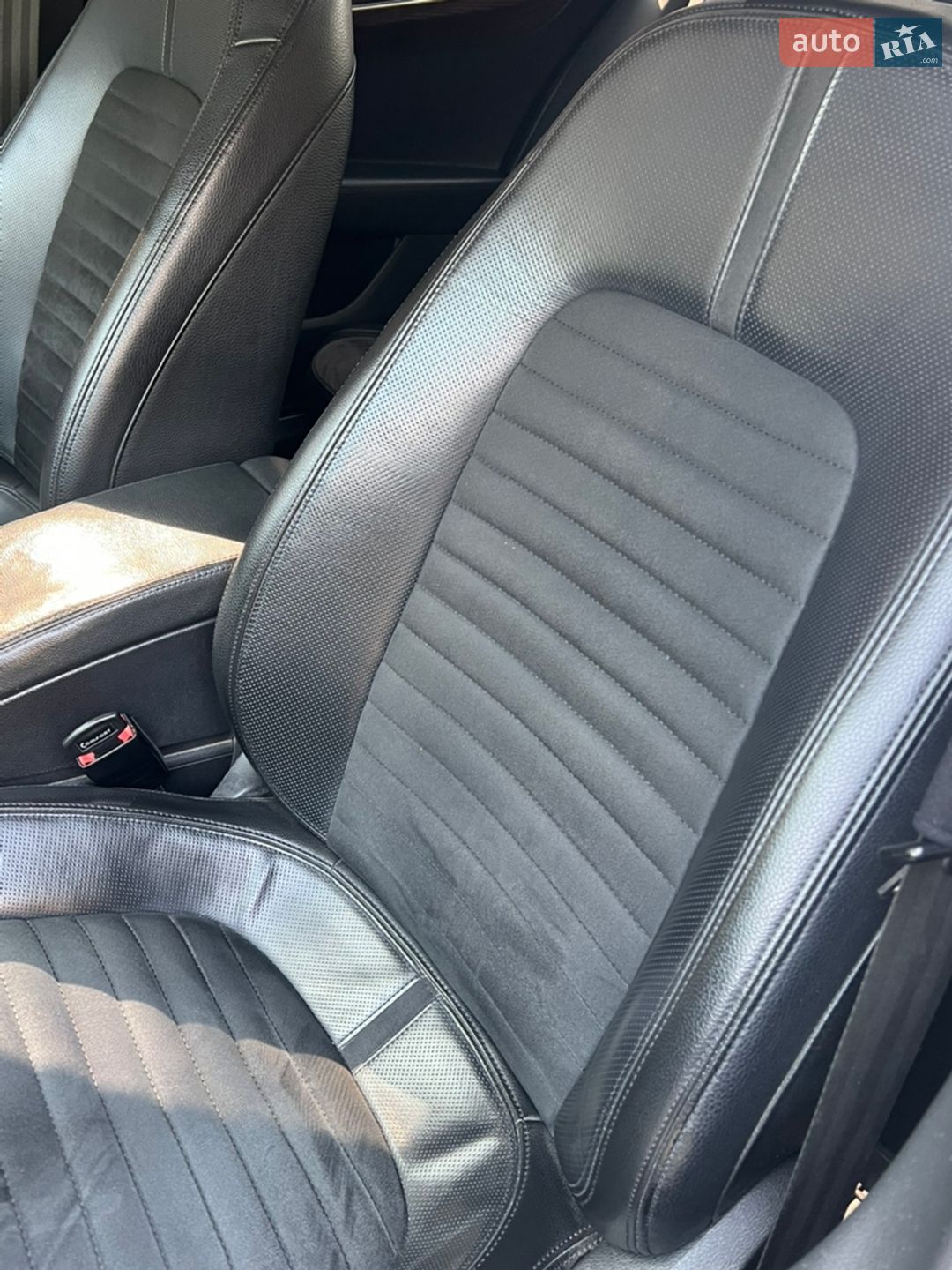 Volkswagen Passat 2013 VIN WVWZZZ3CZEP005475 фото оголошення 40 з 49