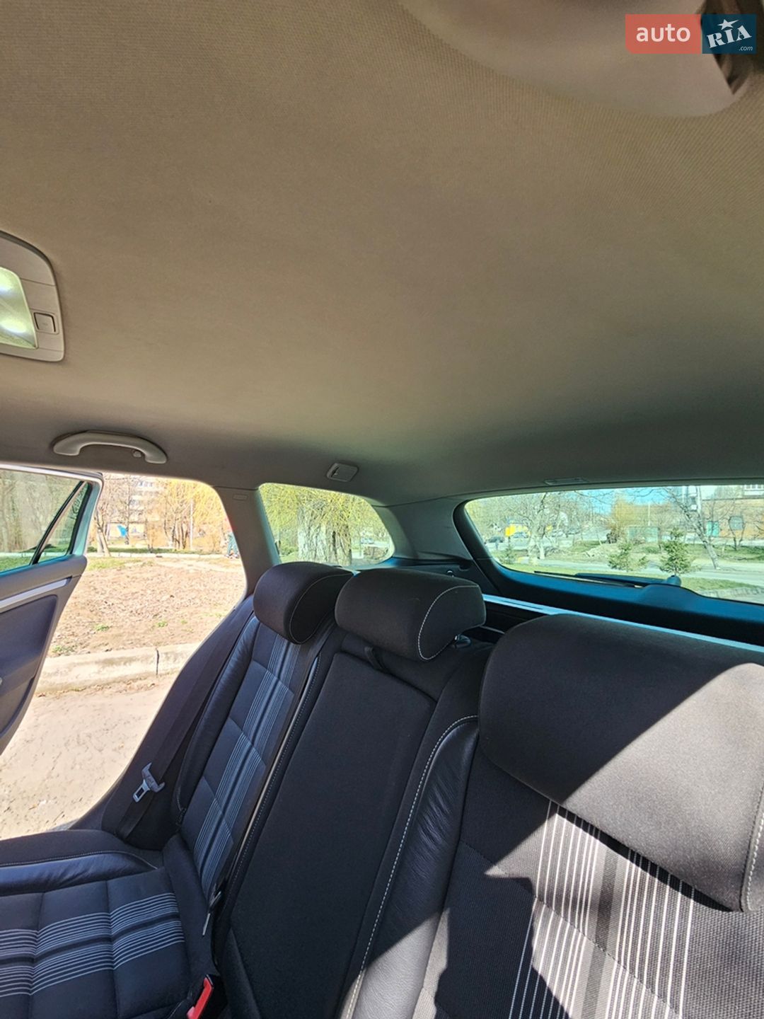 Volkswagen Golf 2012 VIN WVWZZZ1KZDM601568 фото оголошення 17 з 41