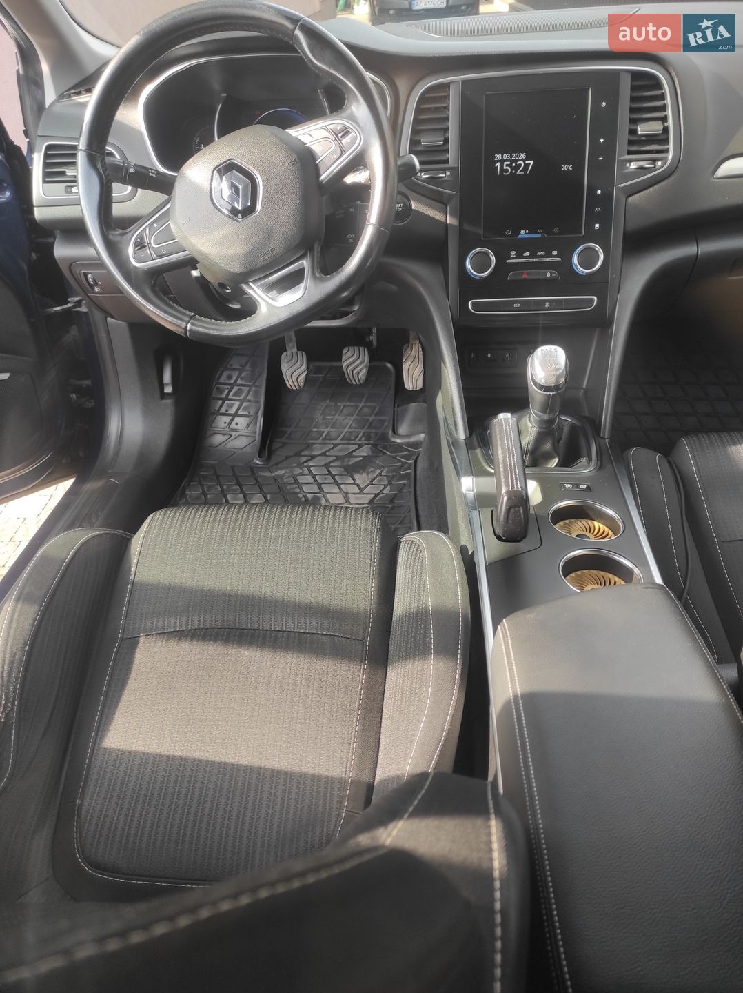 Renault Megane 2018 VIN VF1RFB00660724932 фото оголошення 2 з 9
