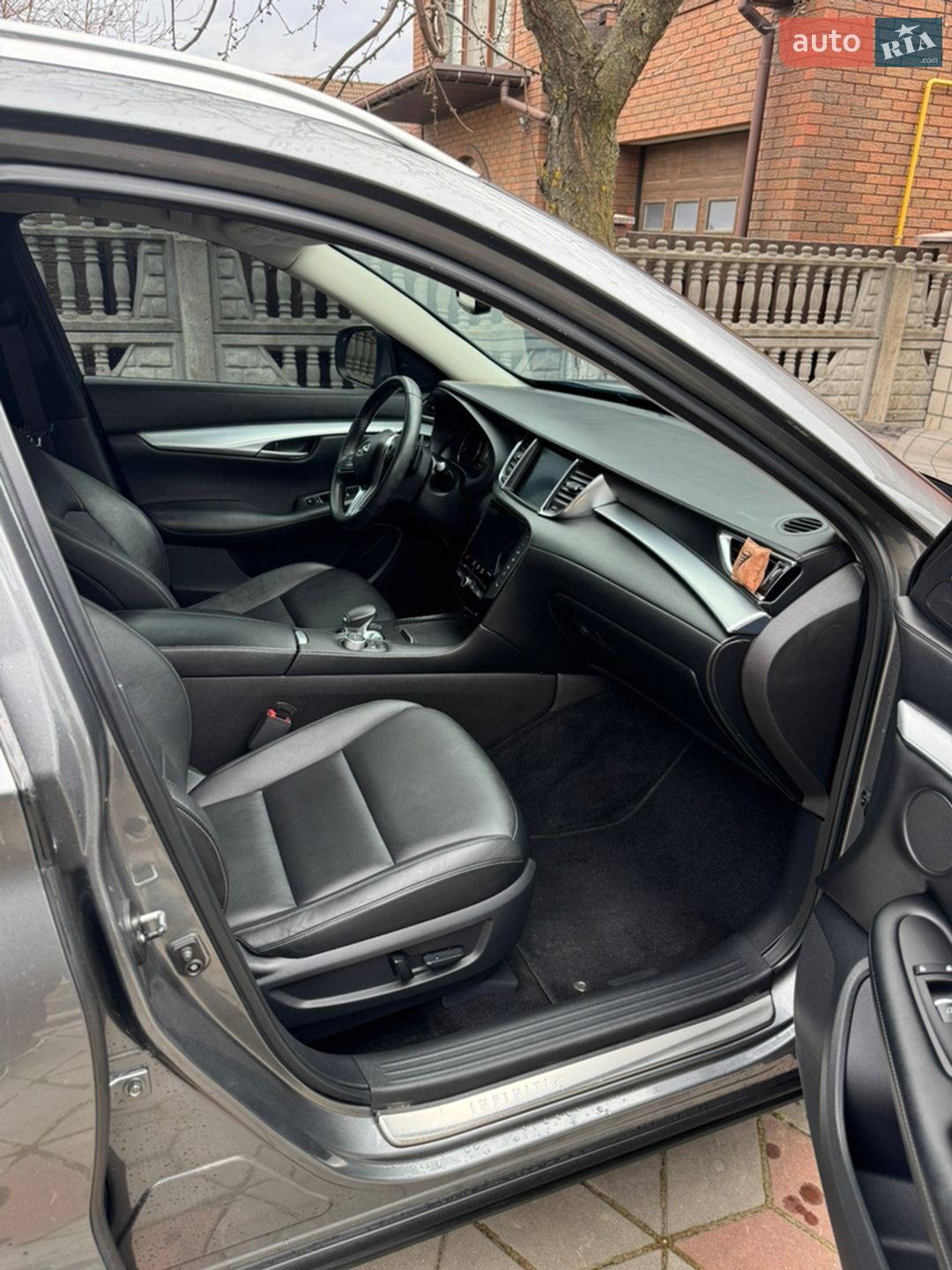 Infiniti QX50 2020 VIN 3PCAJ5M11LF120669 фото оголошення 8 з 13