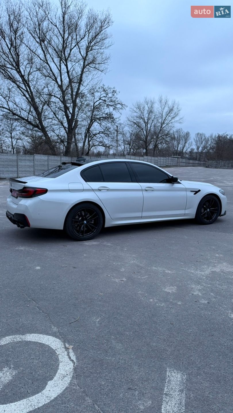 BMW 5 Series 2019 VIN WBAJA5C52KBX87642 фото оголошення 6 з 40