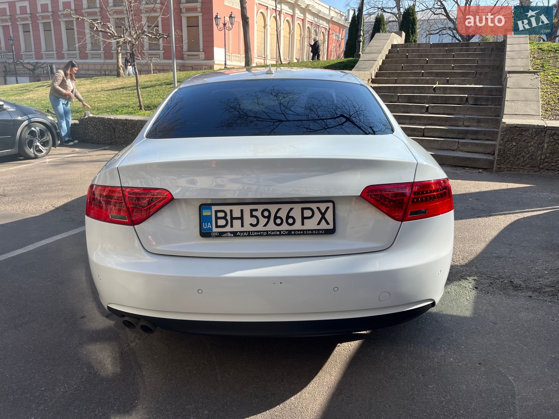 Audi A5 2012 VIN WAUZZZ8TXDA045282 фото оголошення 8 з 12