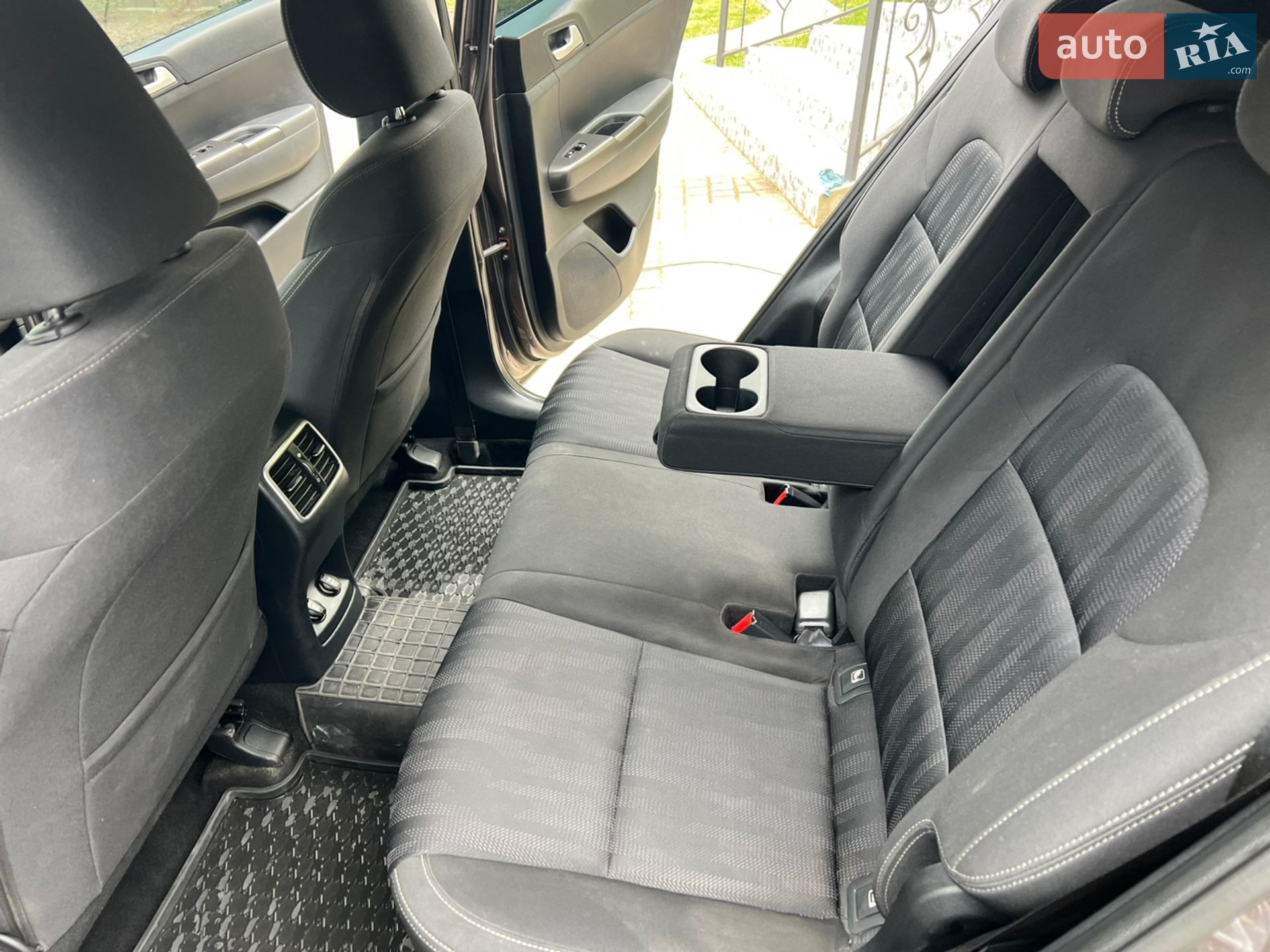 Kia Sportage 2018 VIN U5YPG812GKL612041 фото оголошення 21 з 33