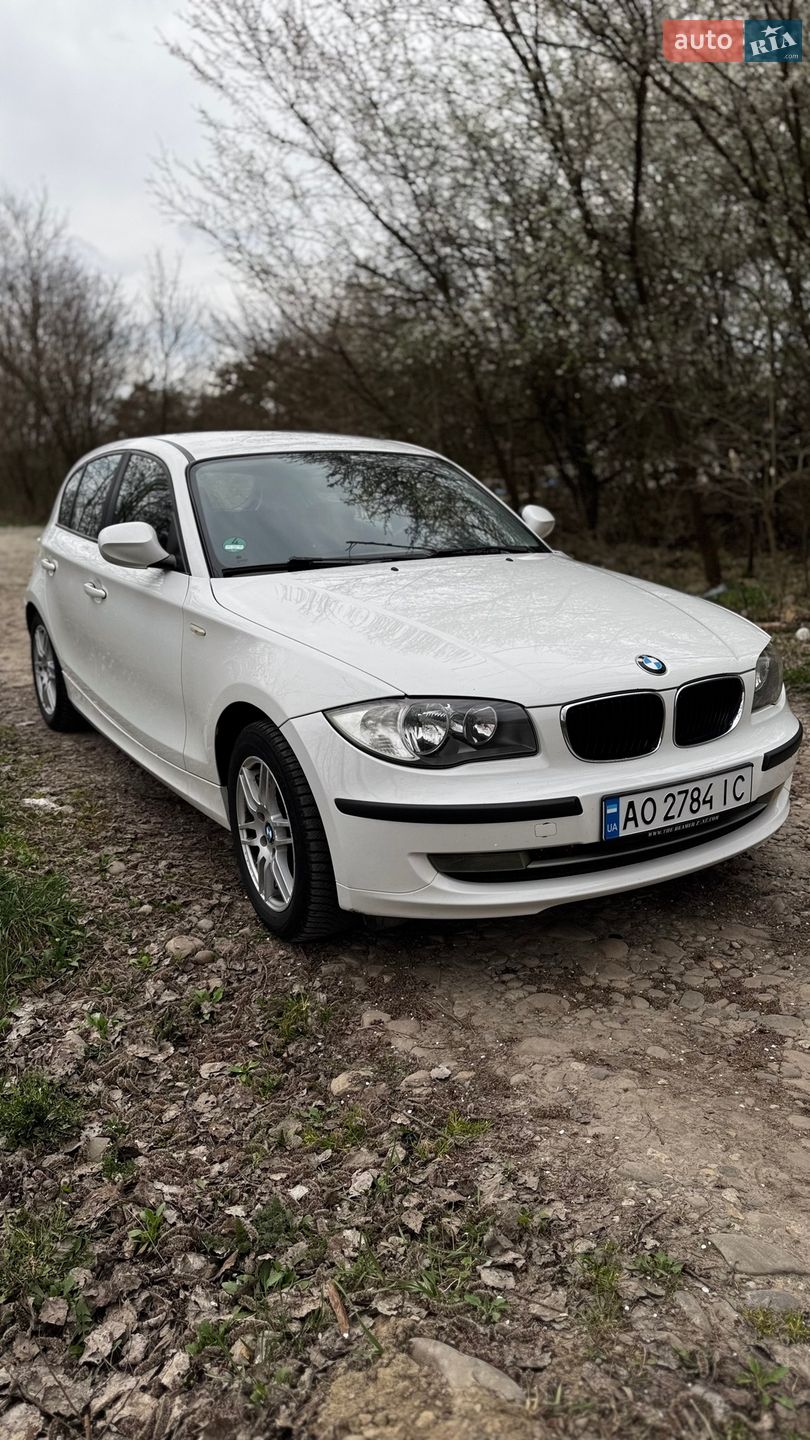 BMW 1 Series 2010 VIN WBAUD71090P317888 фото оголошення 3 з 15